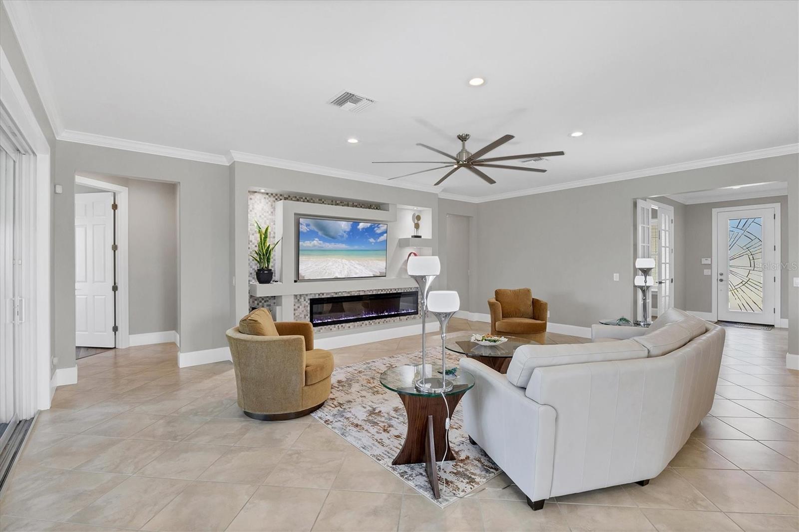 Image 10 of 66 For 6144 Abaco Drive