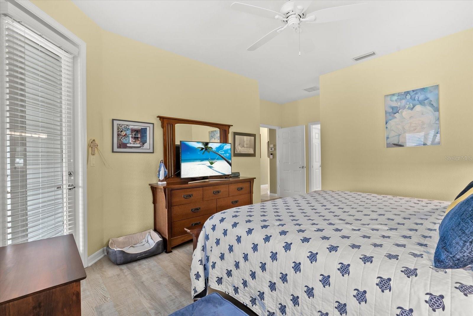 Image 18 of 40 For 2039 Scarlett Avenue