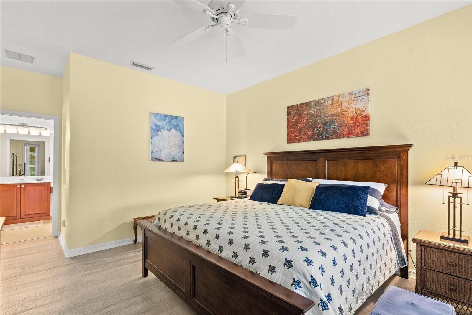 Image 19 of 40 For 2039 Scarlett Avenue