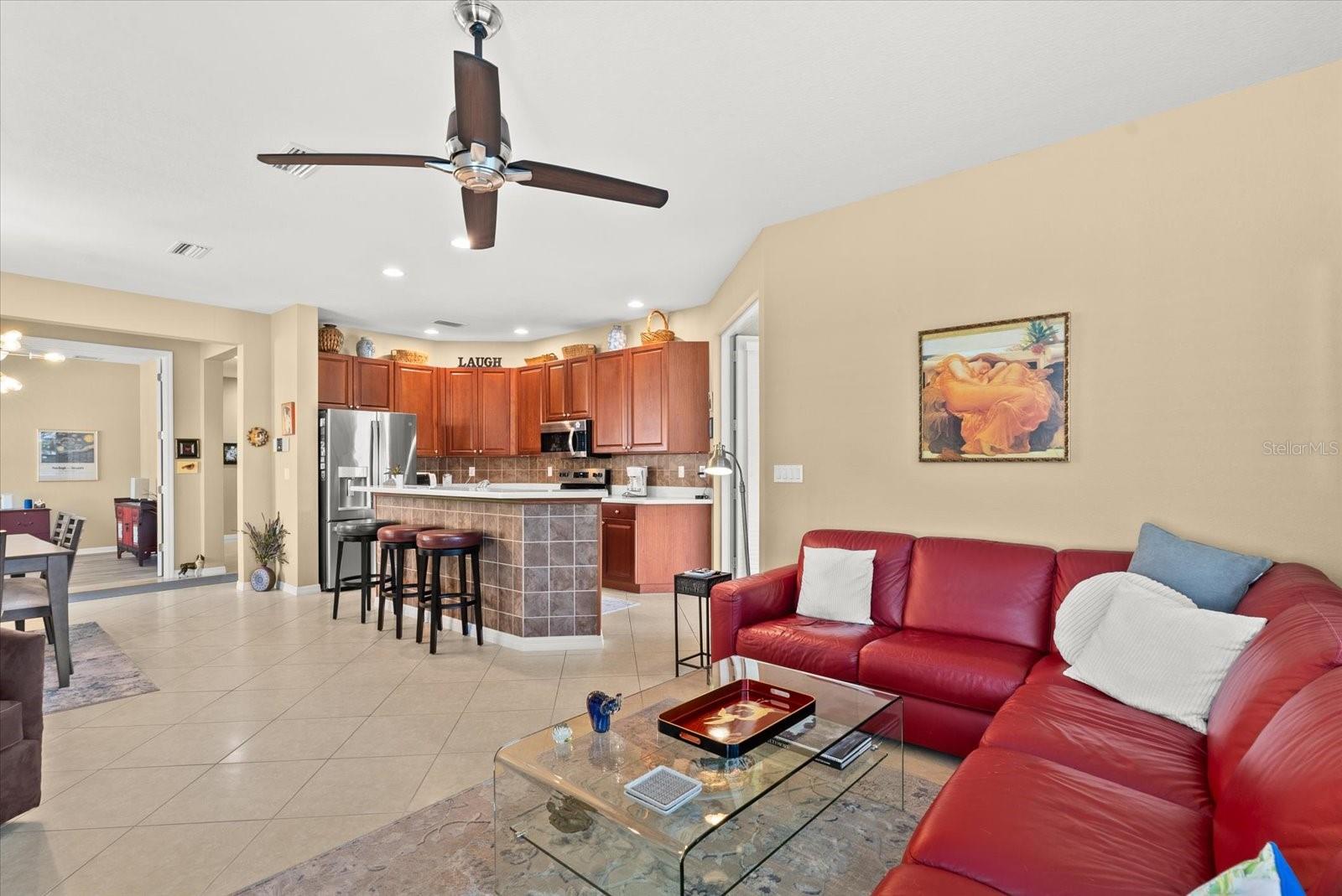 Image 7 of 40 For 2039 Scarlett Avenue