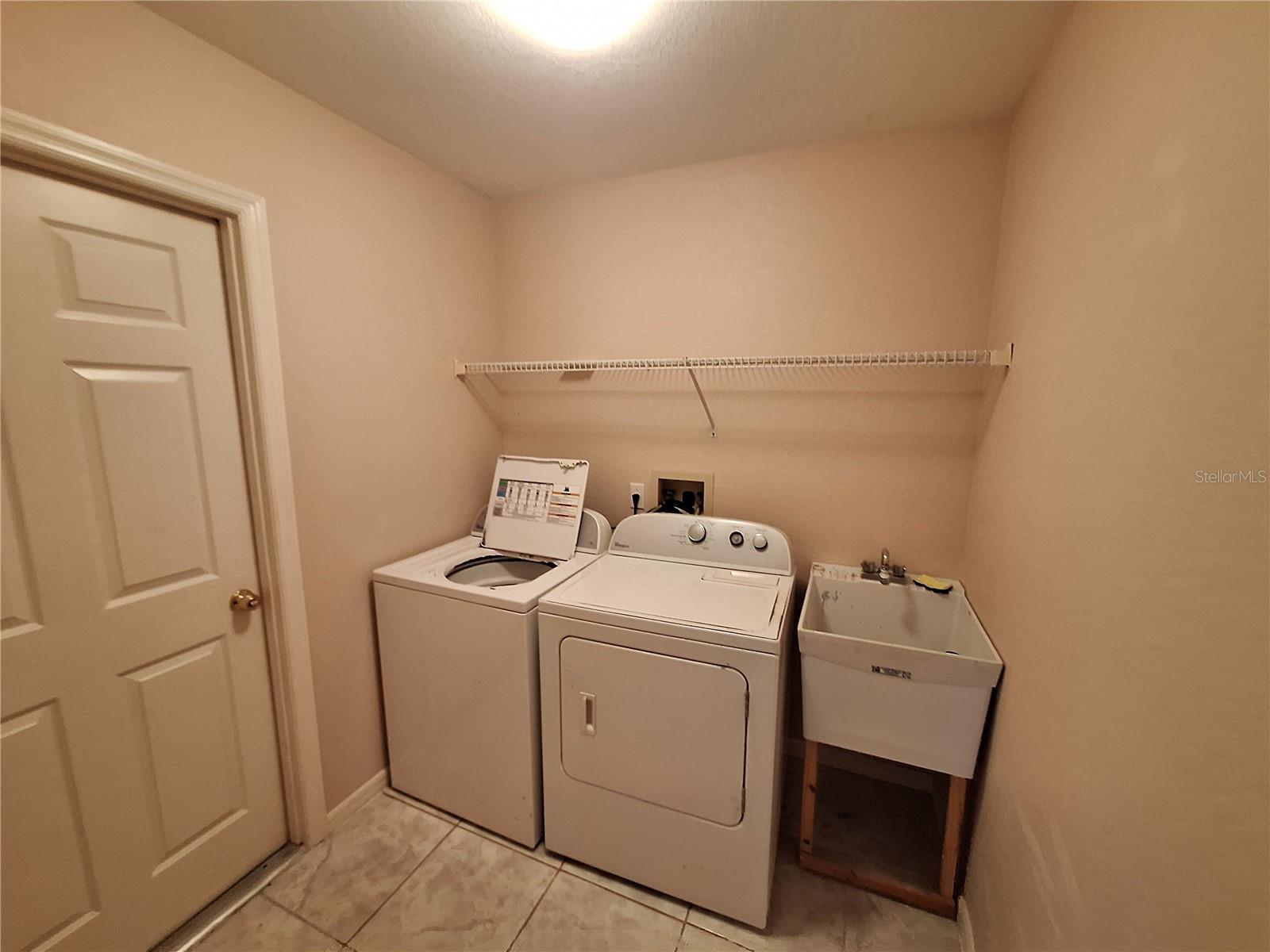 Image 27 of 35 For 25676 Aysen Drive