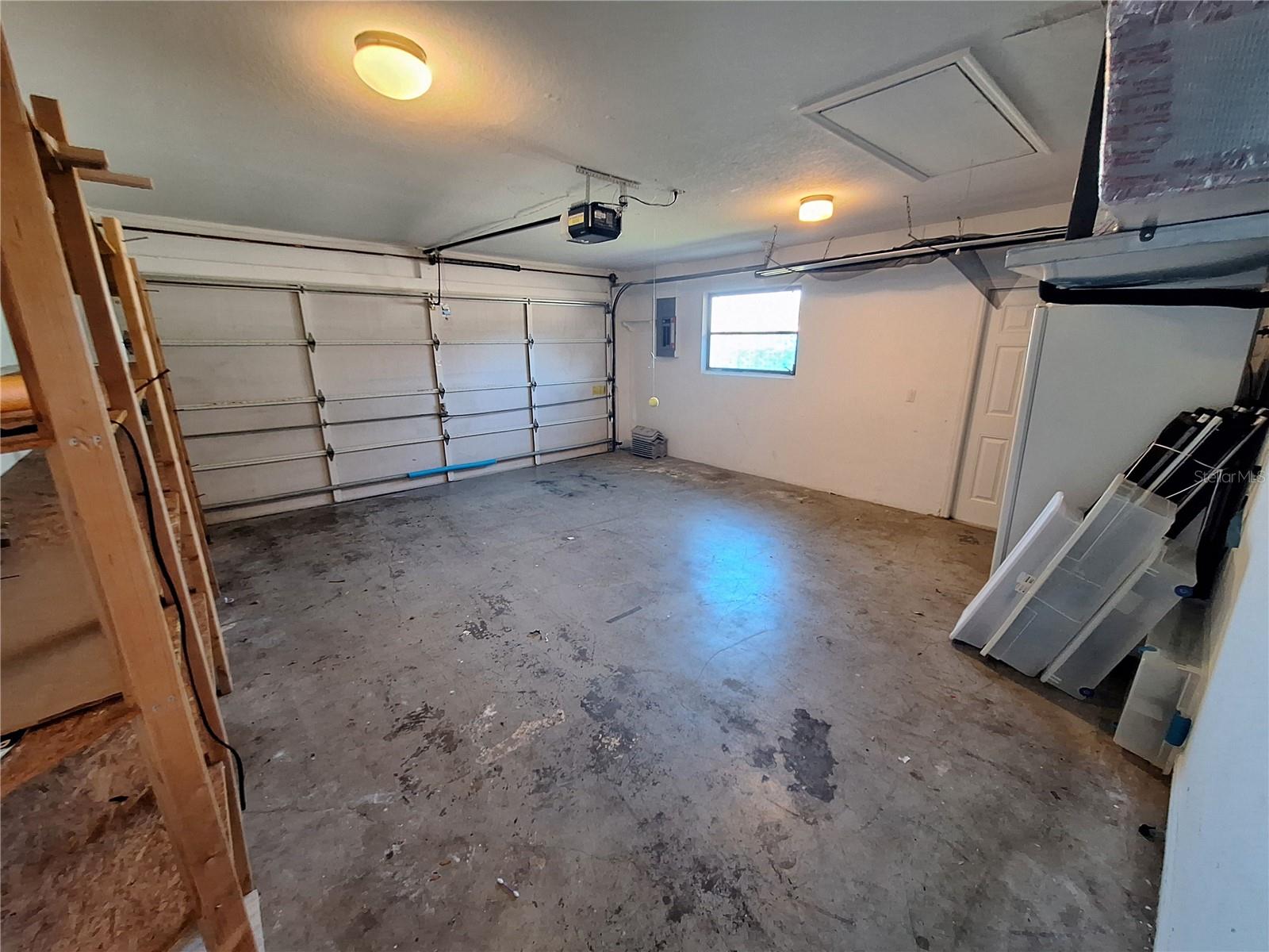 Image 28 of 35 For 25676 Aysen Drive