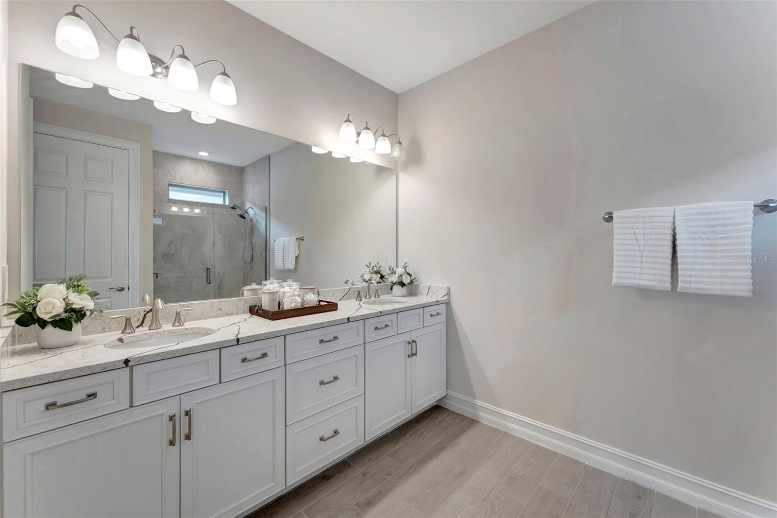 Image 19 of 65 For 133 Villa Perosa Way