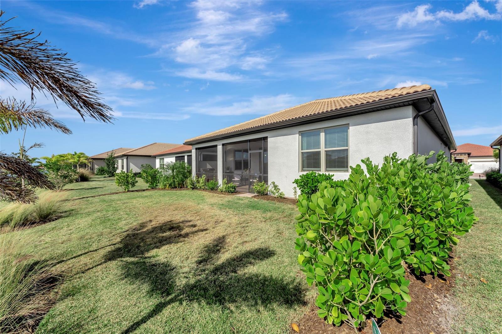 Image 40 of 65 For 133 Villa Perosa Way