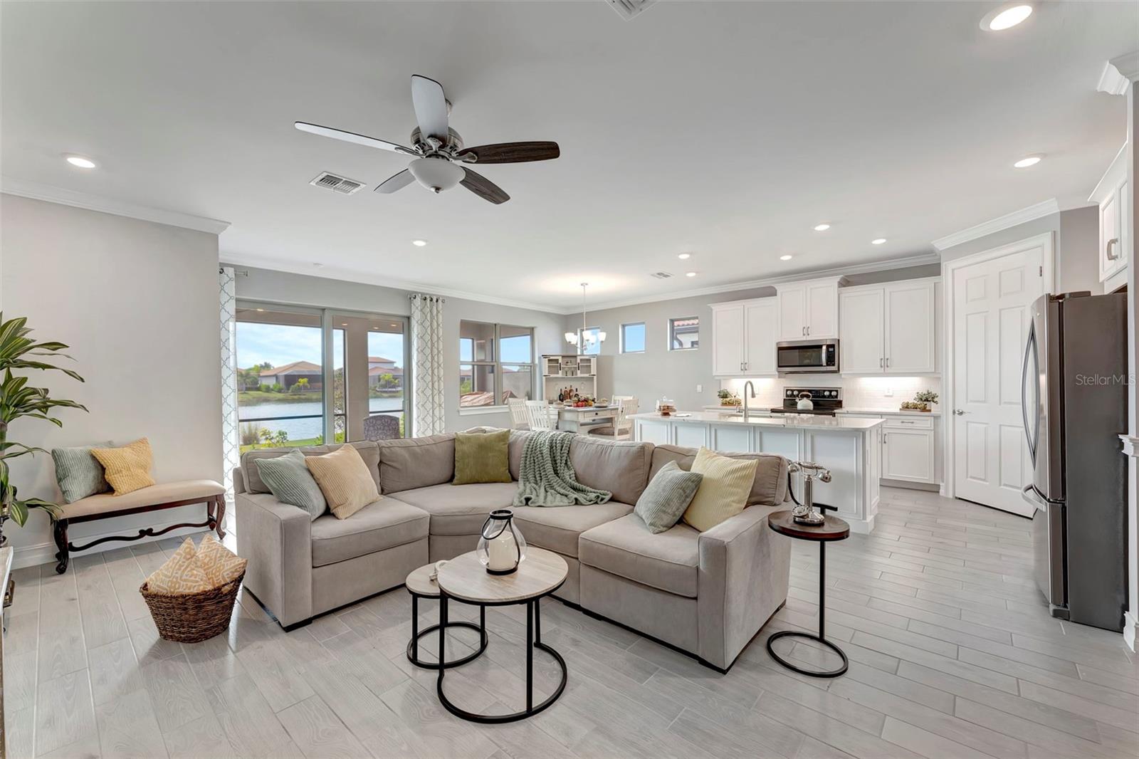 Image 6 of 65 For 133 Villa Perosa Way