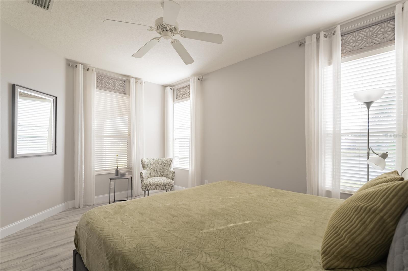 Image 11 of 40 For 4355 Kariba Lake Terrace