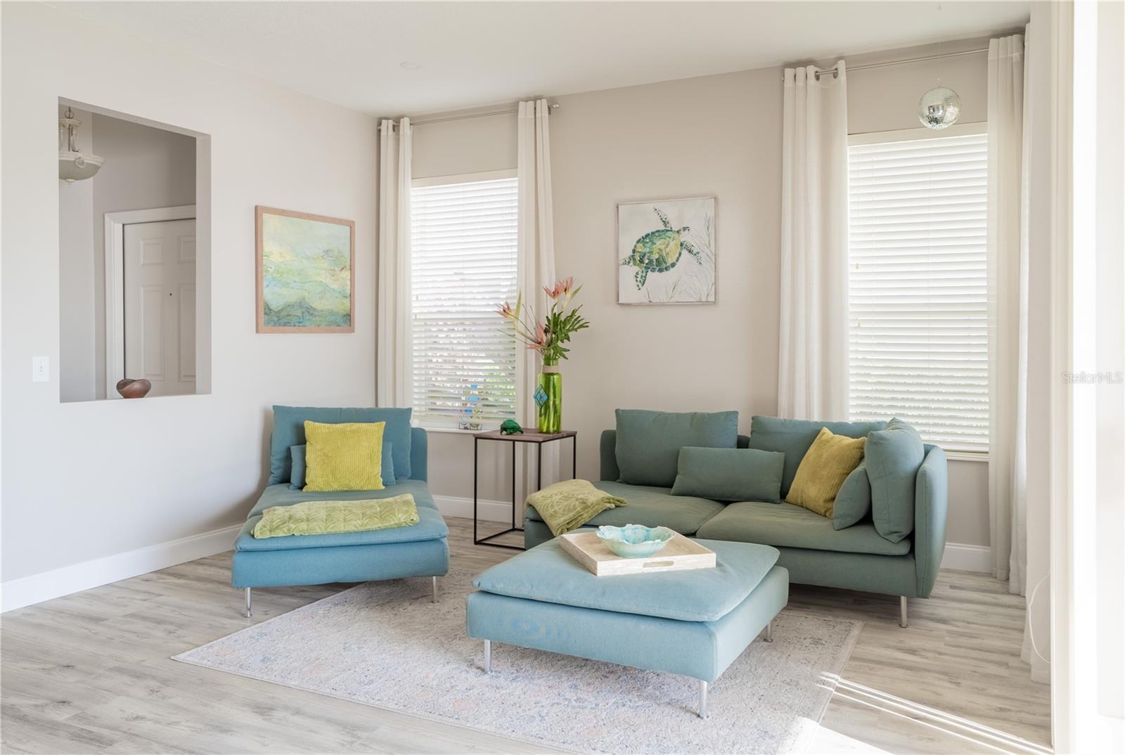 Image 6 of 40 For 4355 Kariba Lake Terrace