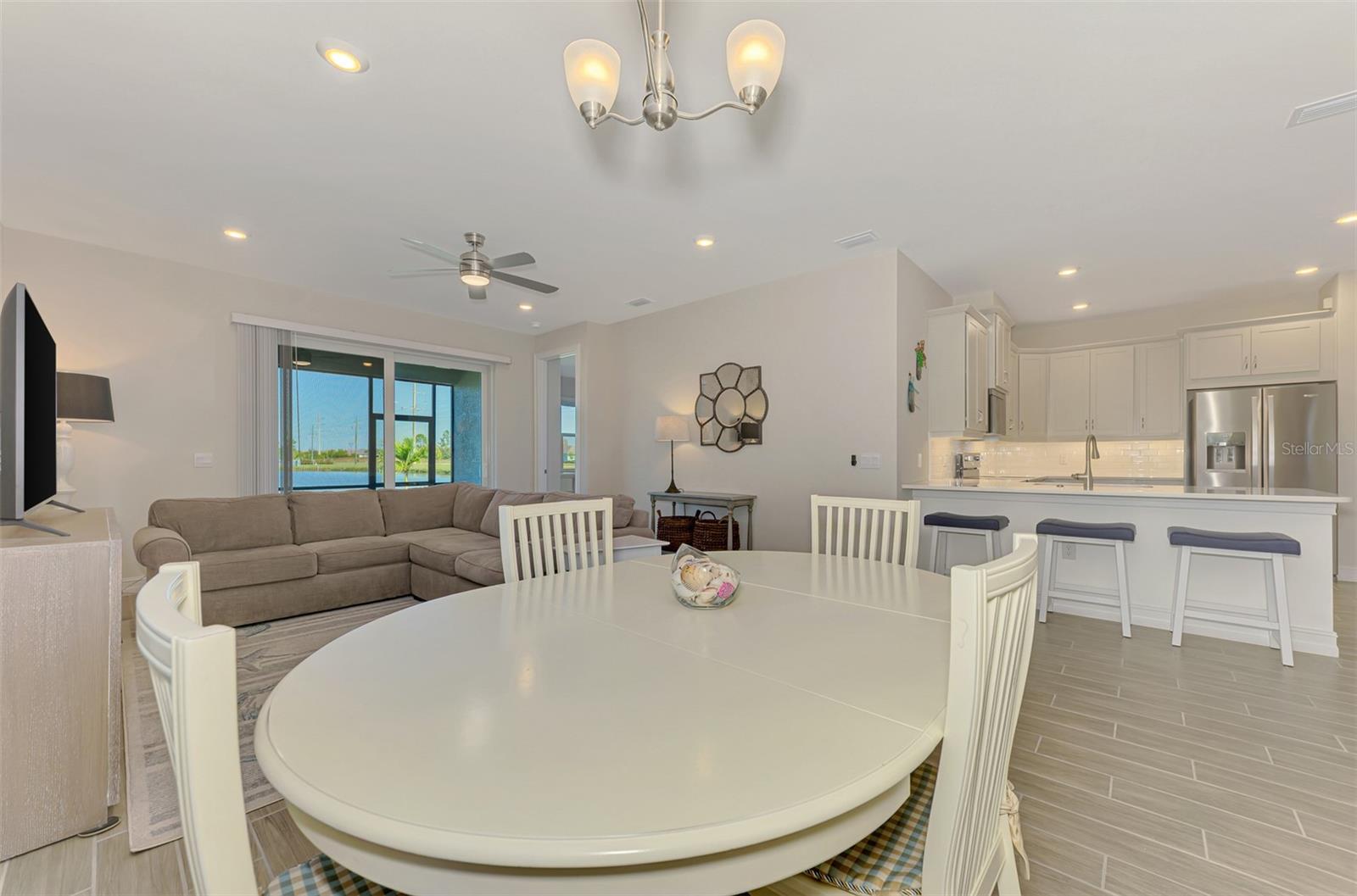 Image 11 of 60 For 387 Ibiza Loop