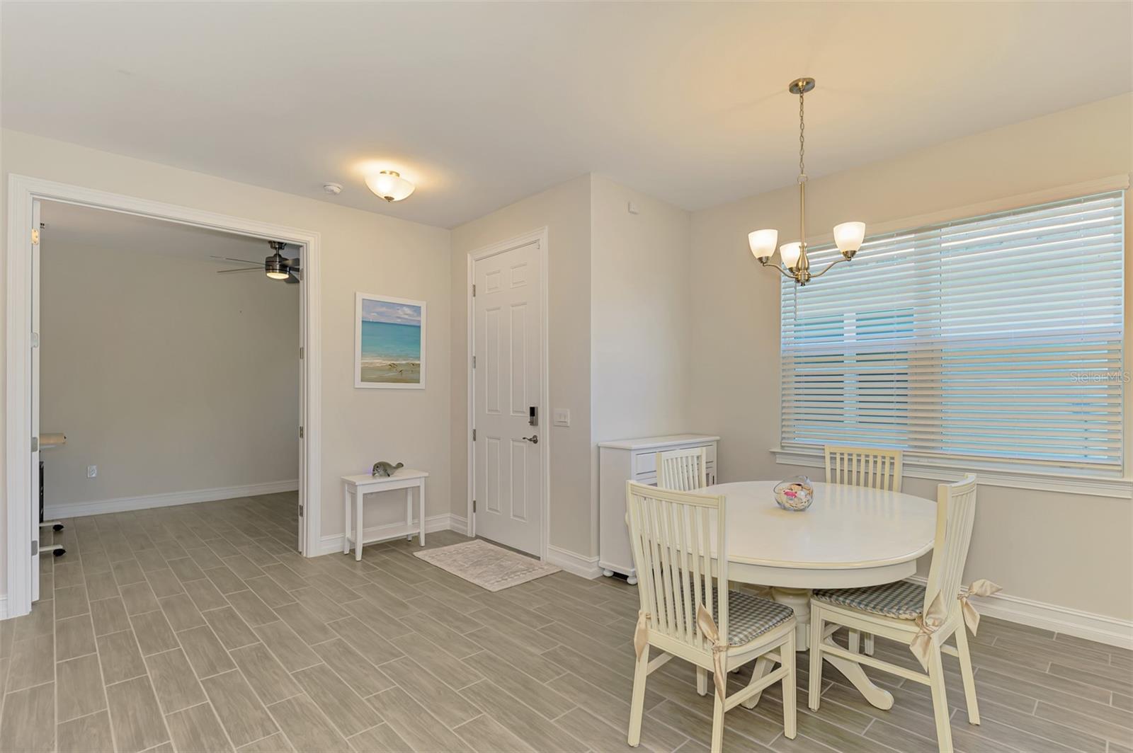 Image 8 of 60 For 387 Ibiza Loop