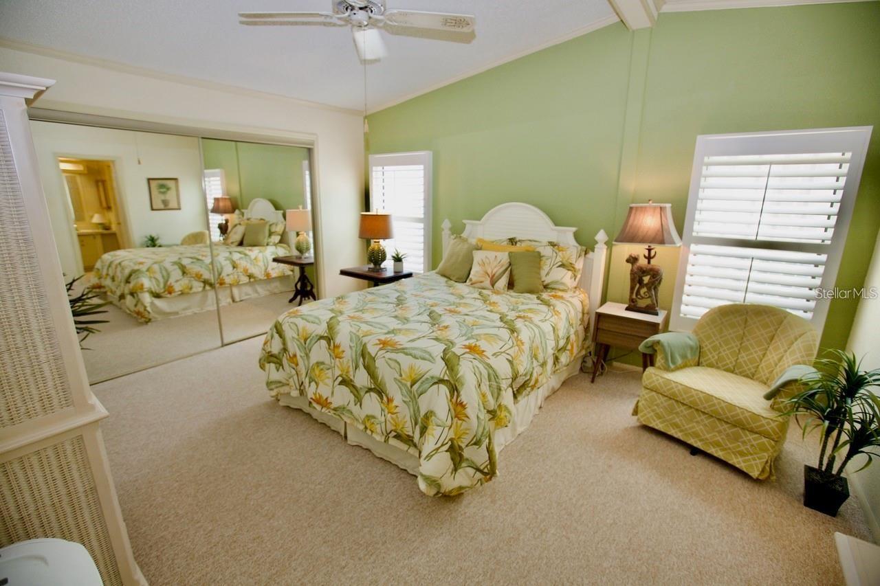 Image 13 of 29 For 701 Green Circle