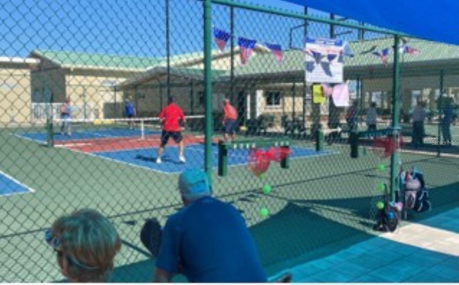 Image 29 of 29 For 701 Green Circle