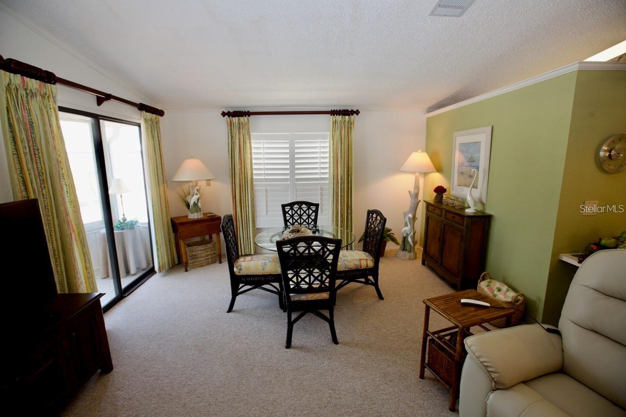 Image 3 of 29 For 701 Green Circle