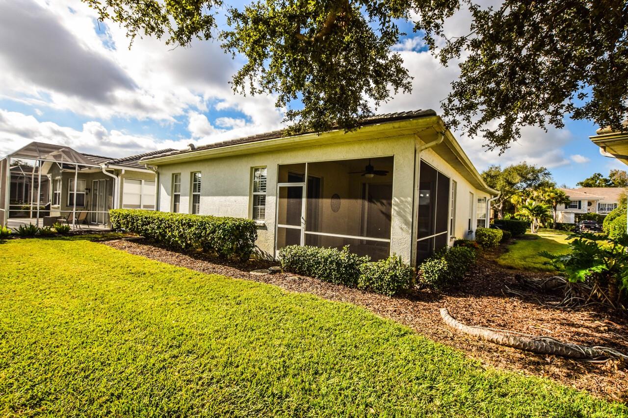 Image 33 of 63 For 834 Montrose Drive 9