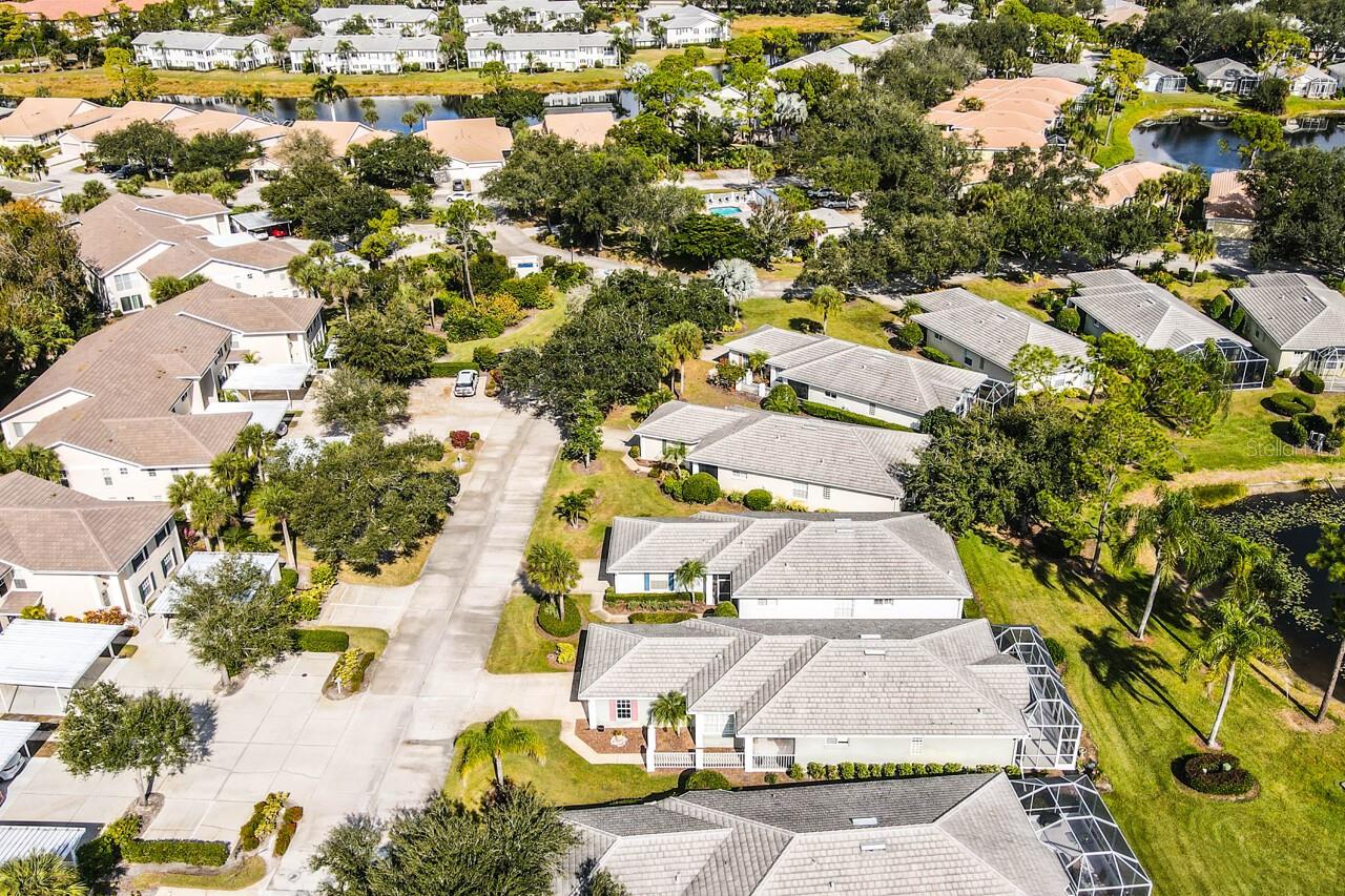 Image 39 of 63 For 834 Montrose Drive 9