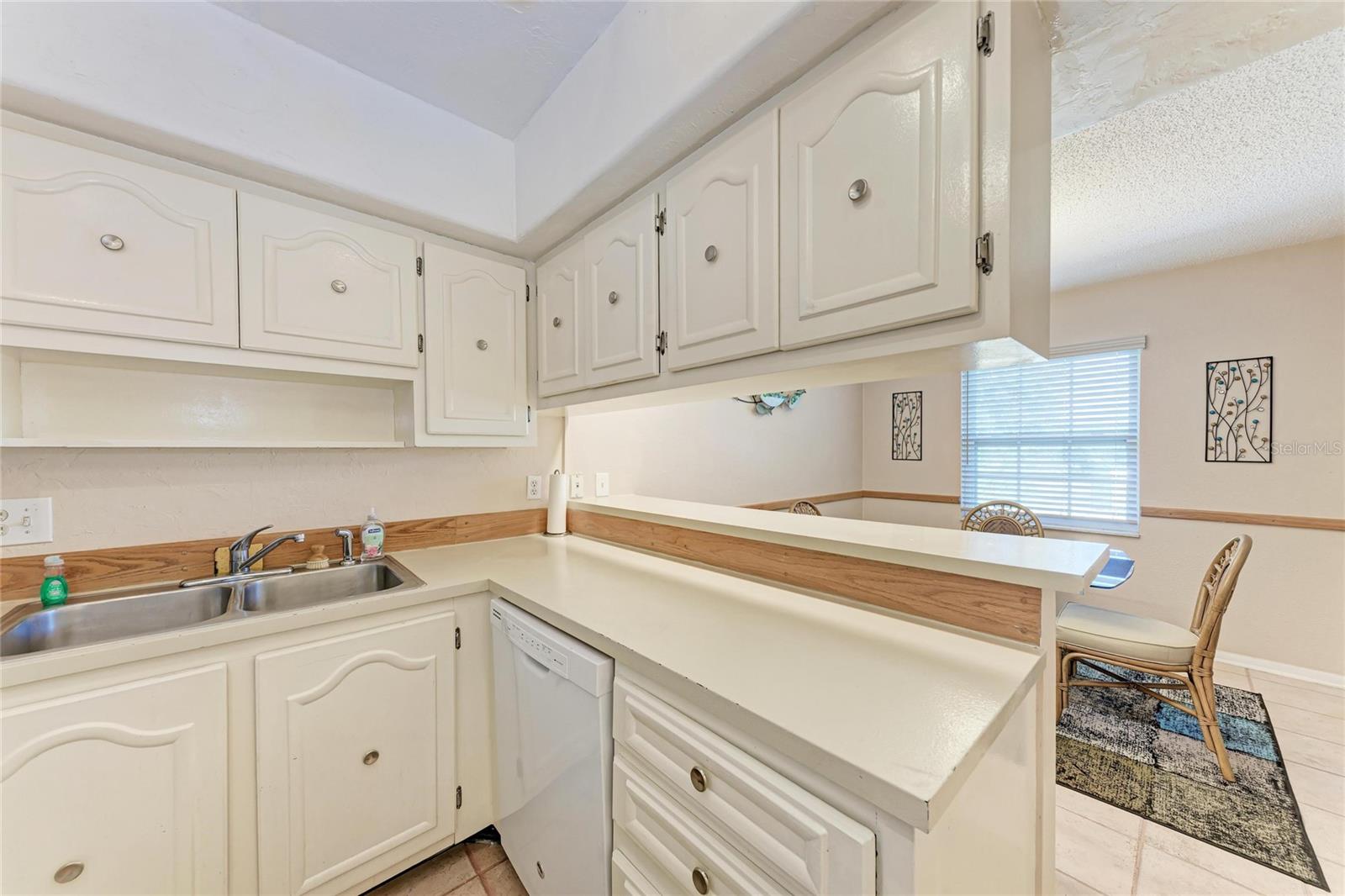 Image 16 of 44 For 3586 Cape Haze Drive B4