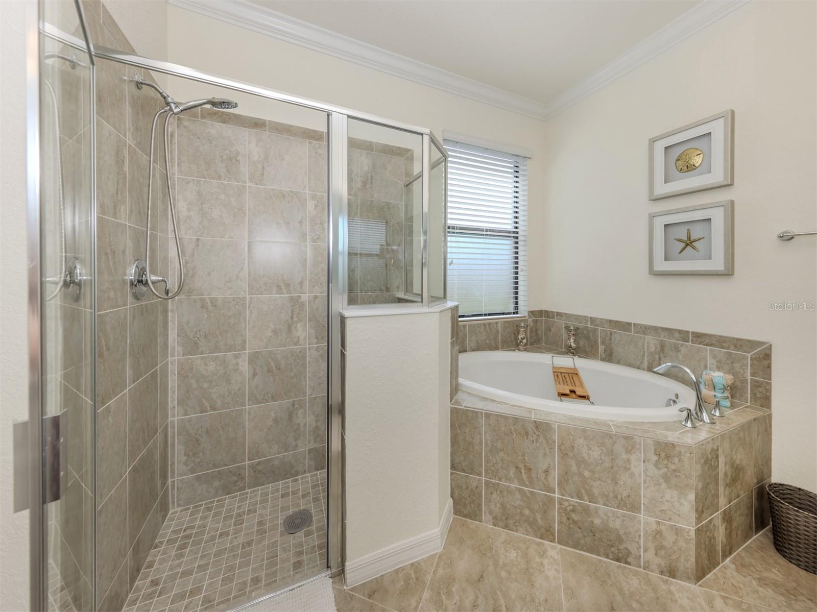 Image 14 of 38 For 12515 Felice Drive