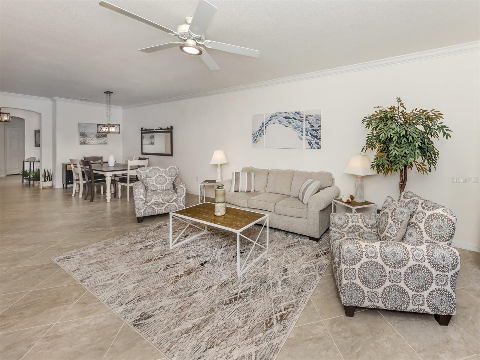 Image 20 of 38 For 12515 Felice Drive