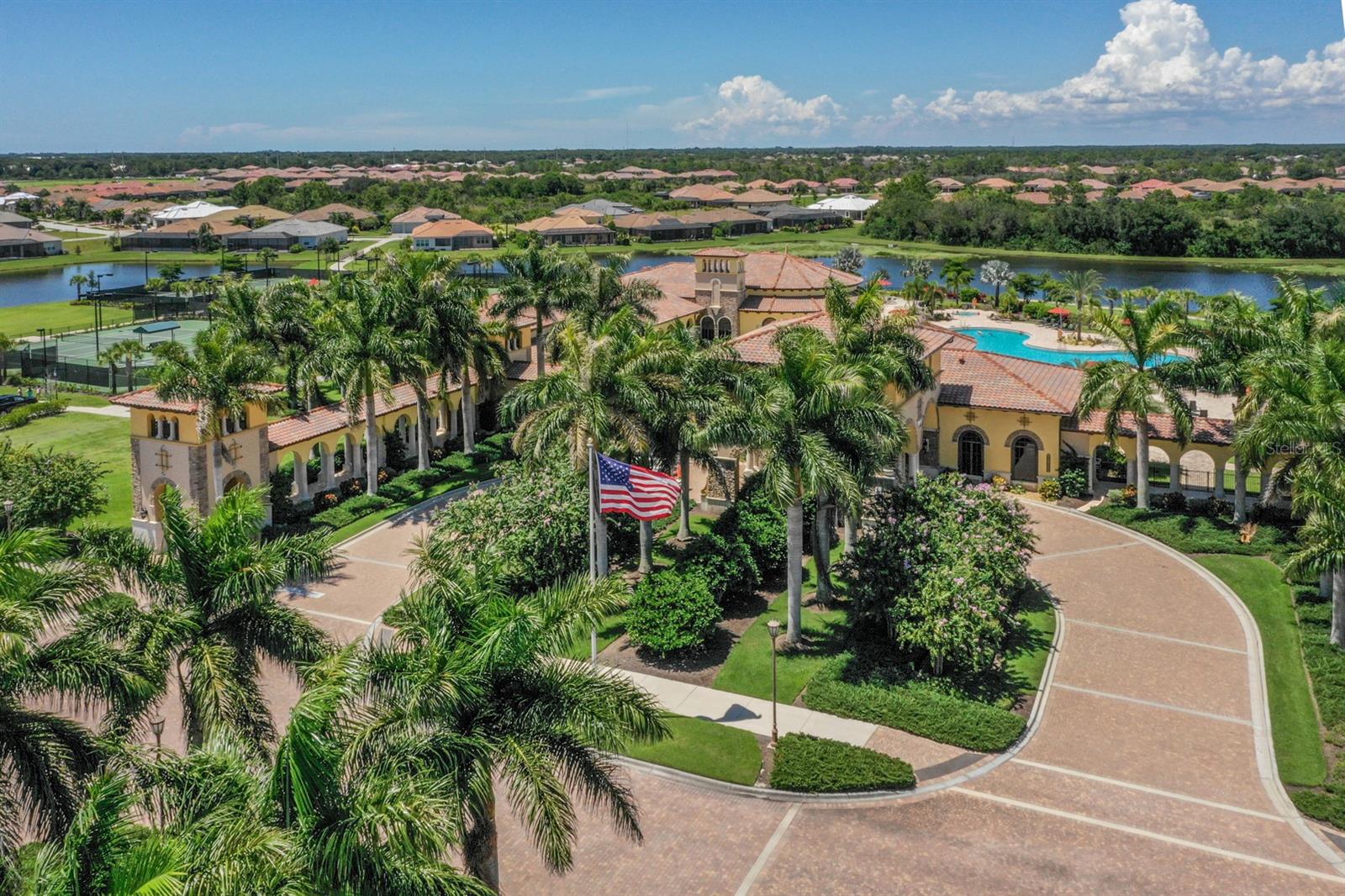 Image 27 of 38 For 12515 Felice Drive