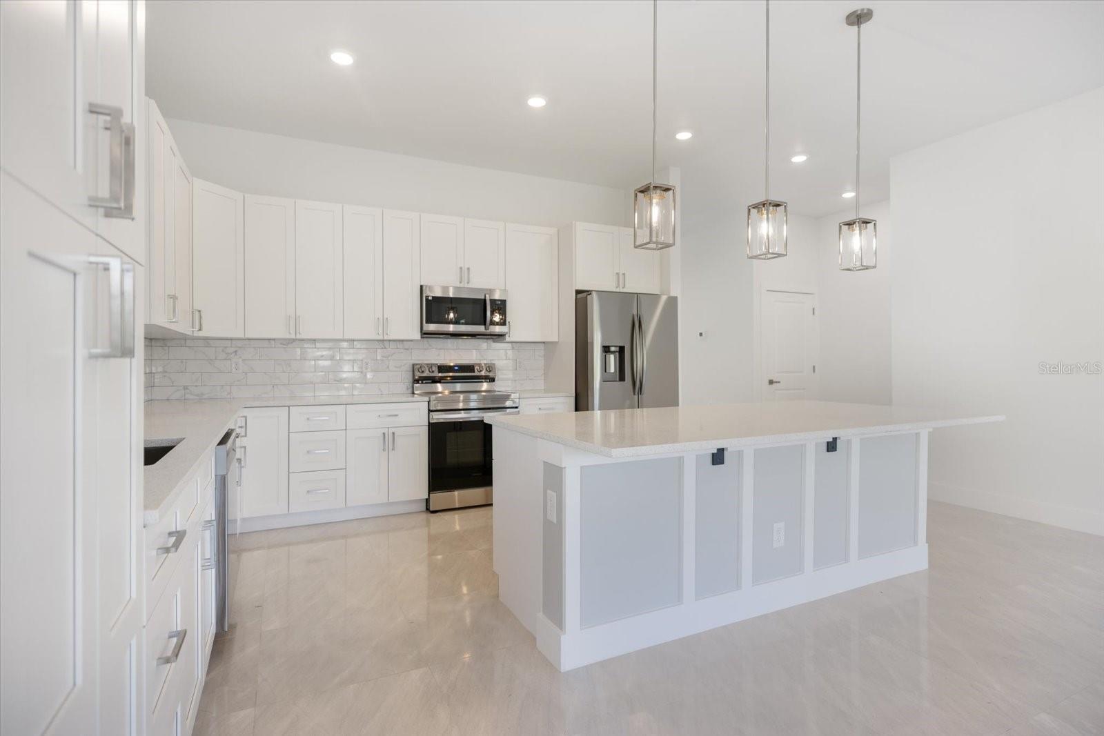 Image 16 of 45 For 482 Sunset Road N