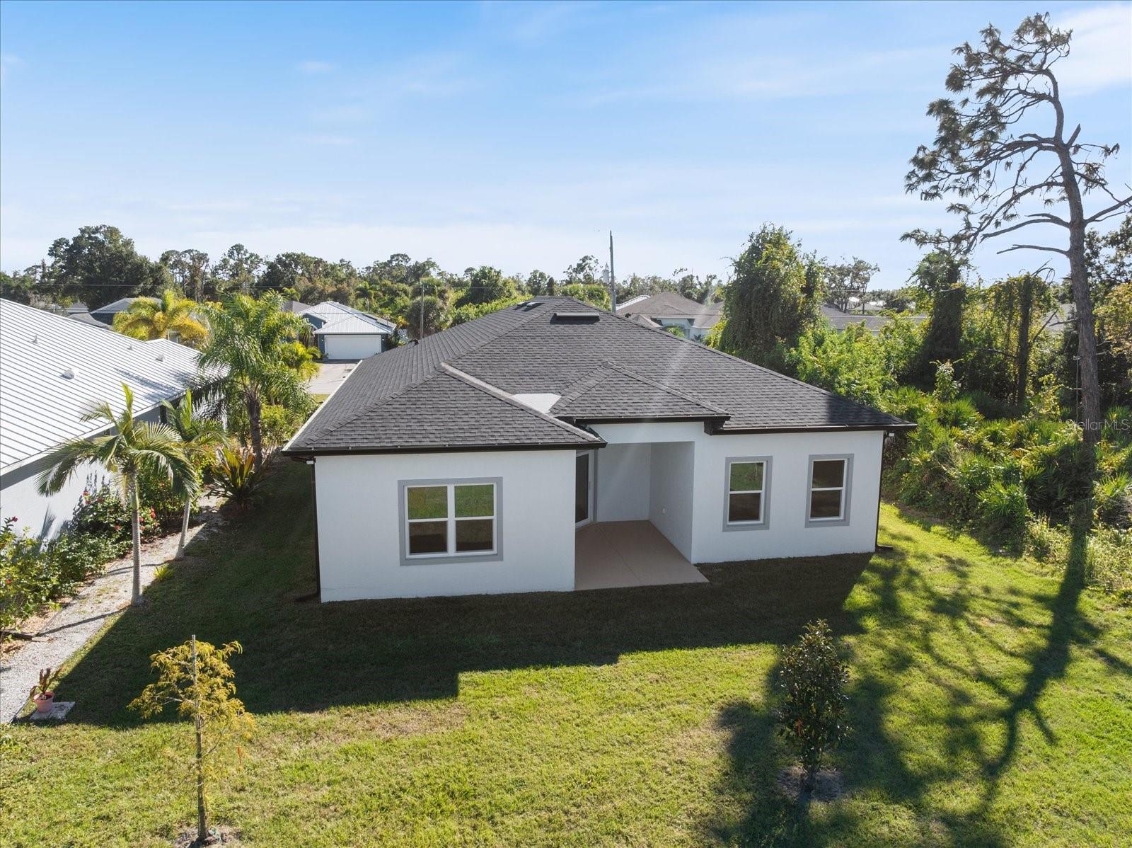 Image 38 of 45 For 482 Sunset Road N