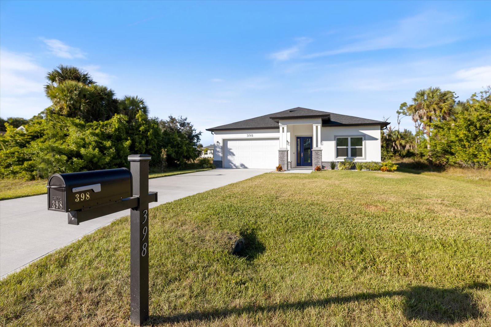 Image 4 of 40 For 398 Sunset Road N