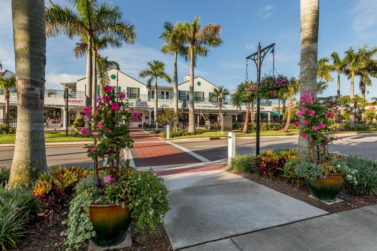 Image 23 of 31 For 1737 Bonitas Circle 1724-d