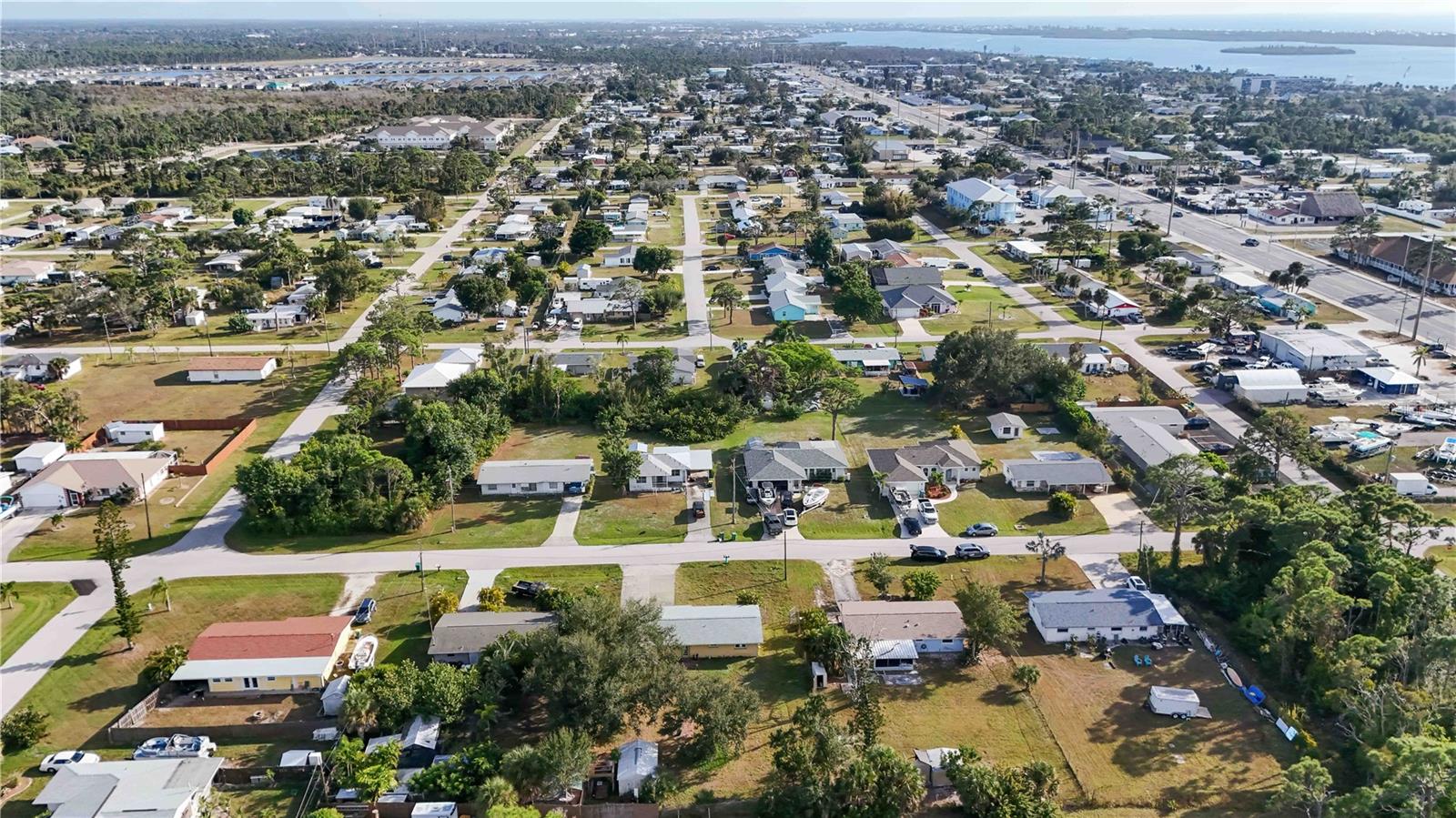 Image 38 of 40 For 2038 Pennsylvania Avenue