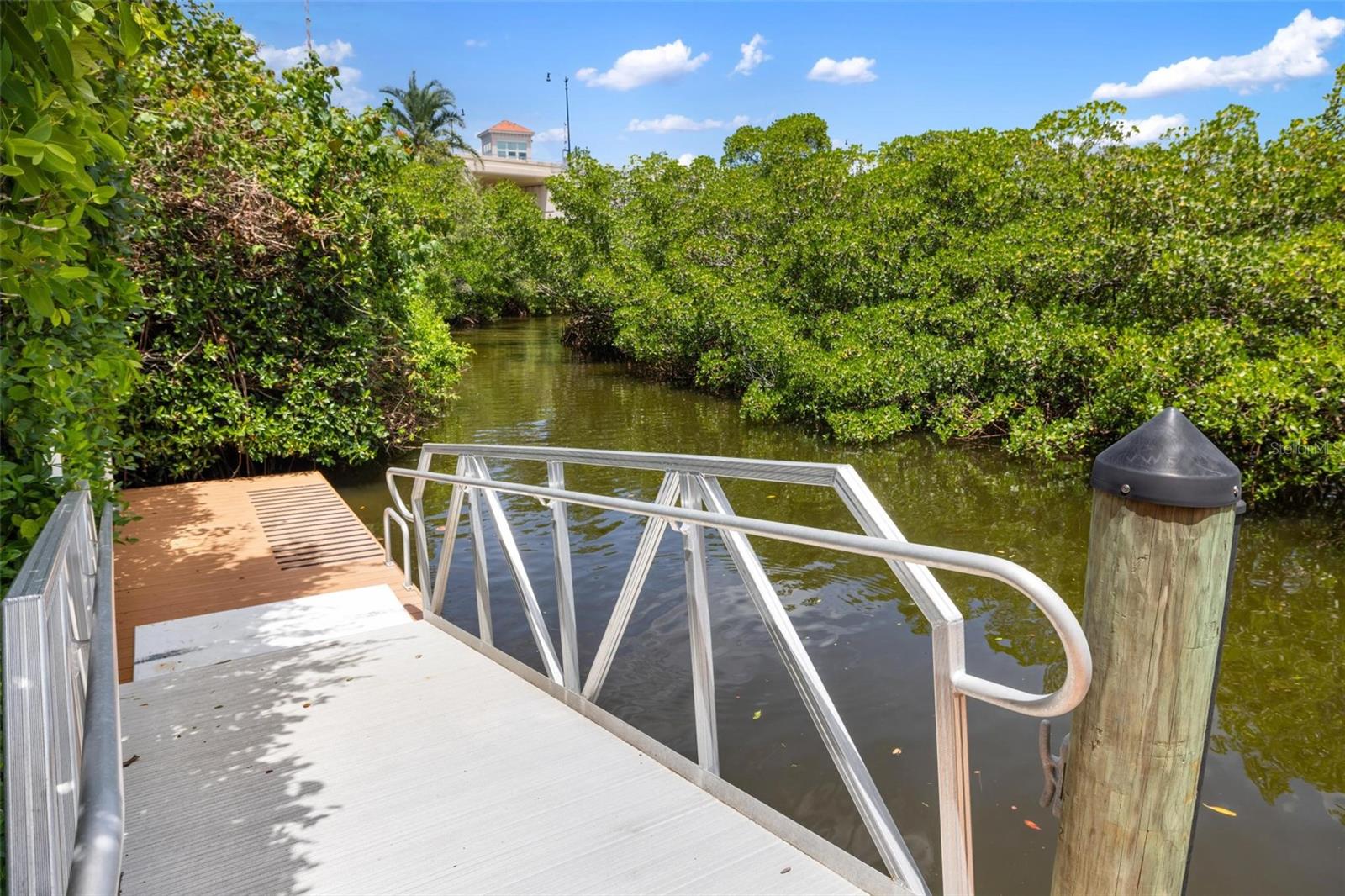 Image 29 of 43 For 157 Tampa Avenue E 706