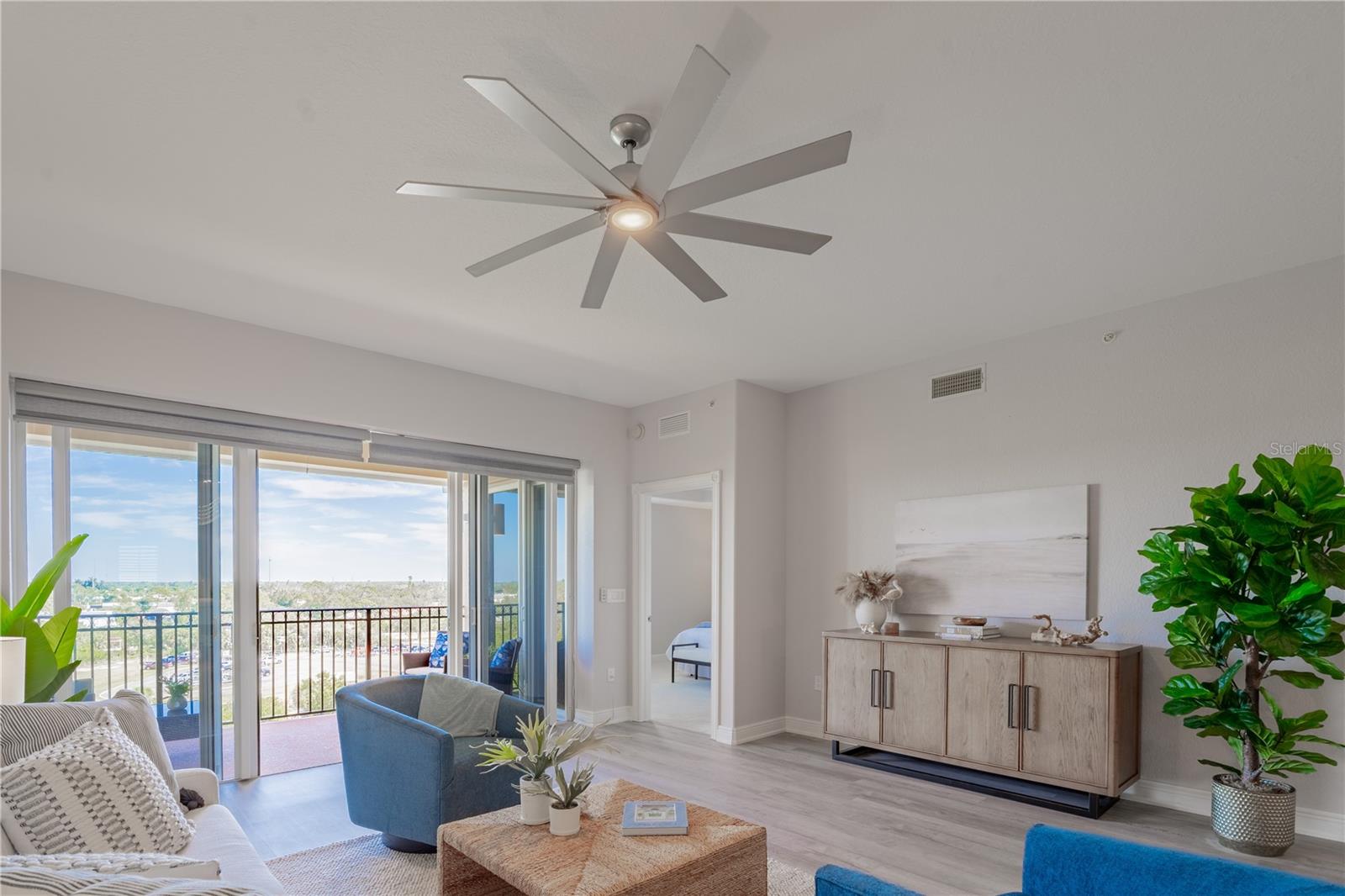 Image 9 of 43 For 157 Tampa Avenue E 706