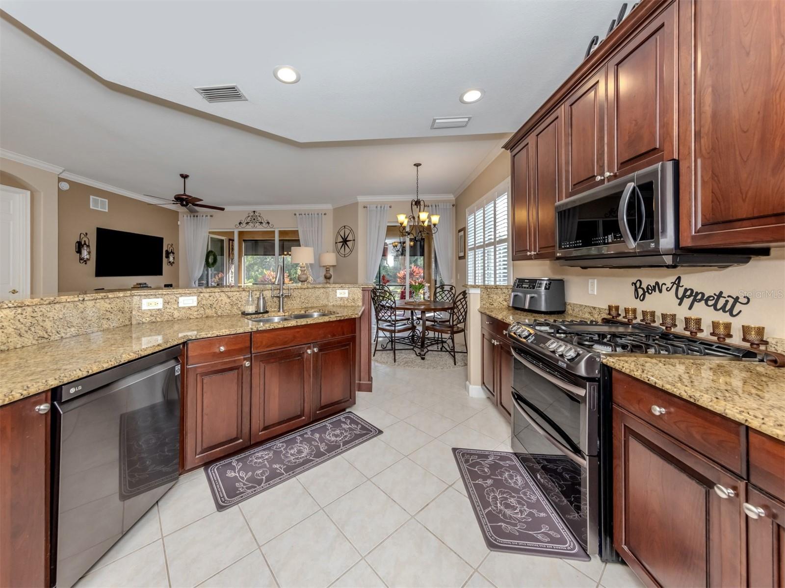 Image 25 of 55 For 114 Bella Vista Terrace 6b