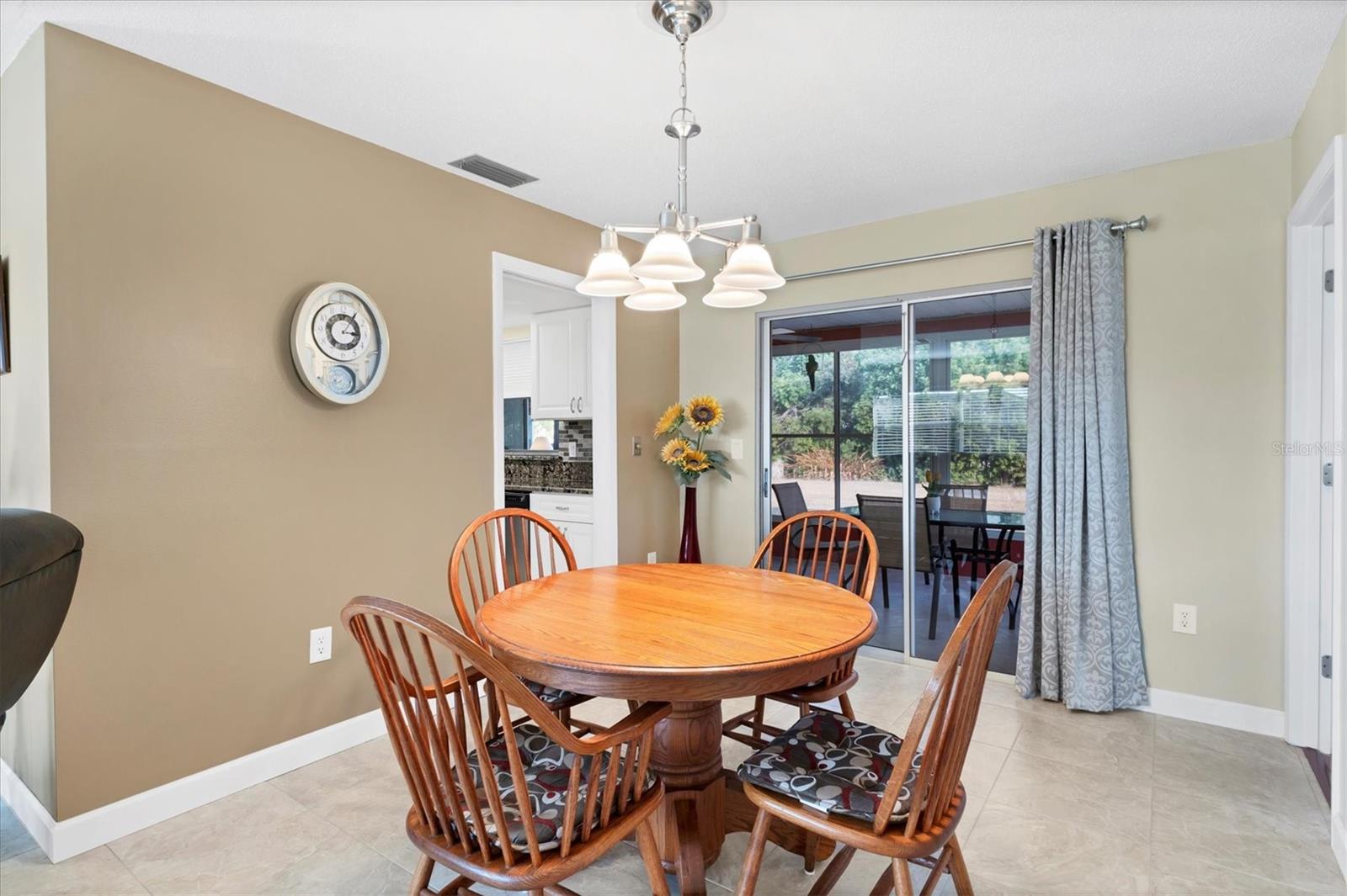 Image 12 of 24 For 1611 Cypress Point Drive