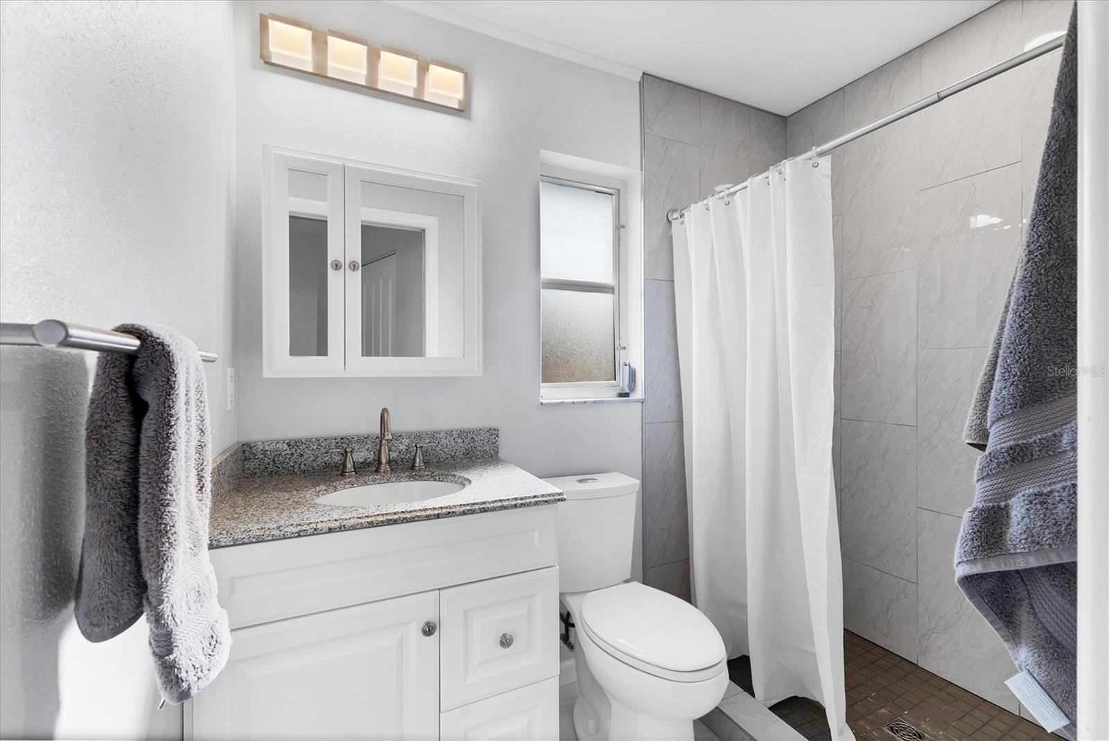 Image 18 of 24 For 1611 Cypress Point Drive