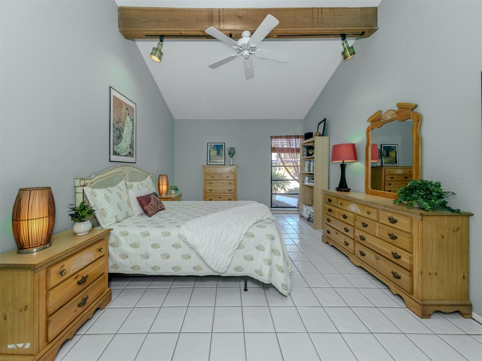 Image 23 of 56 For 4524 Arborfield Road