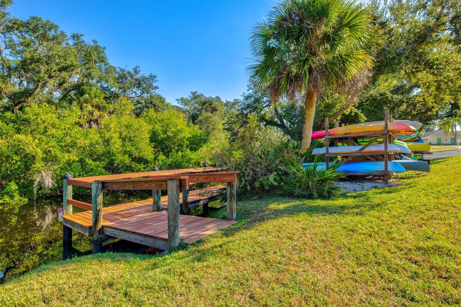 Image 60 of 75 For 608 Pinebrook Crescent 8