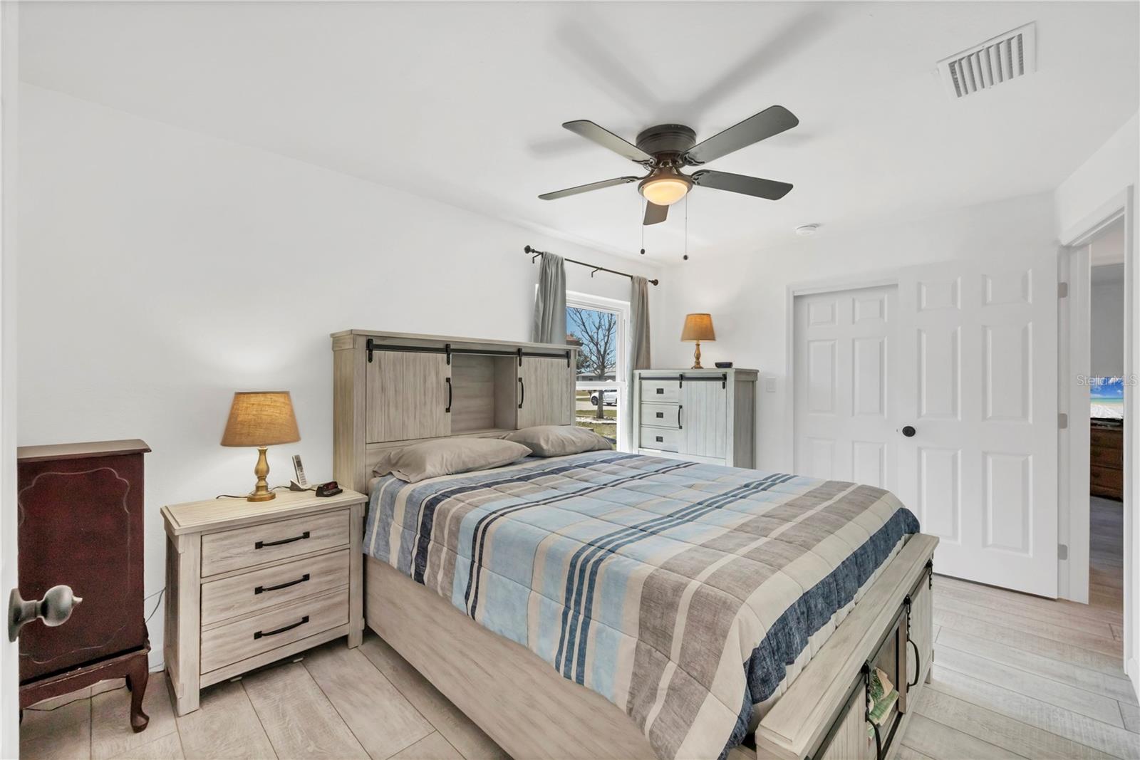 Image 11 of 34 For 6392 Coliseum Boulevard