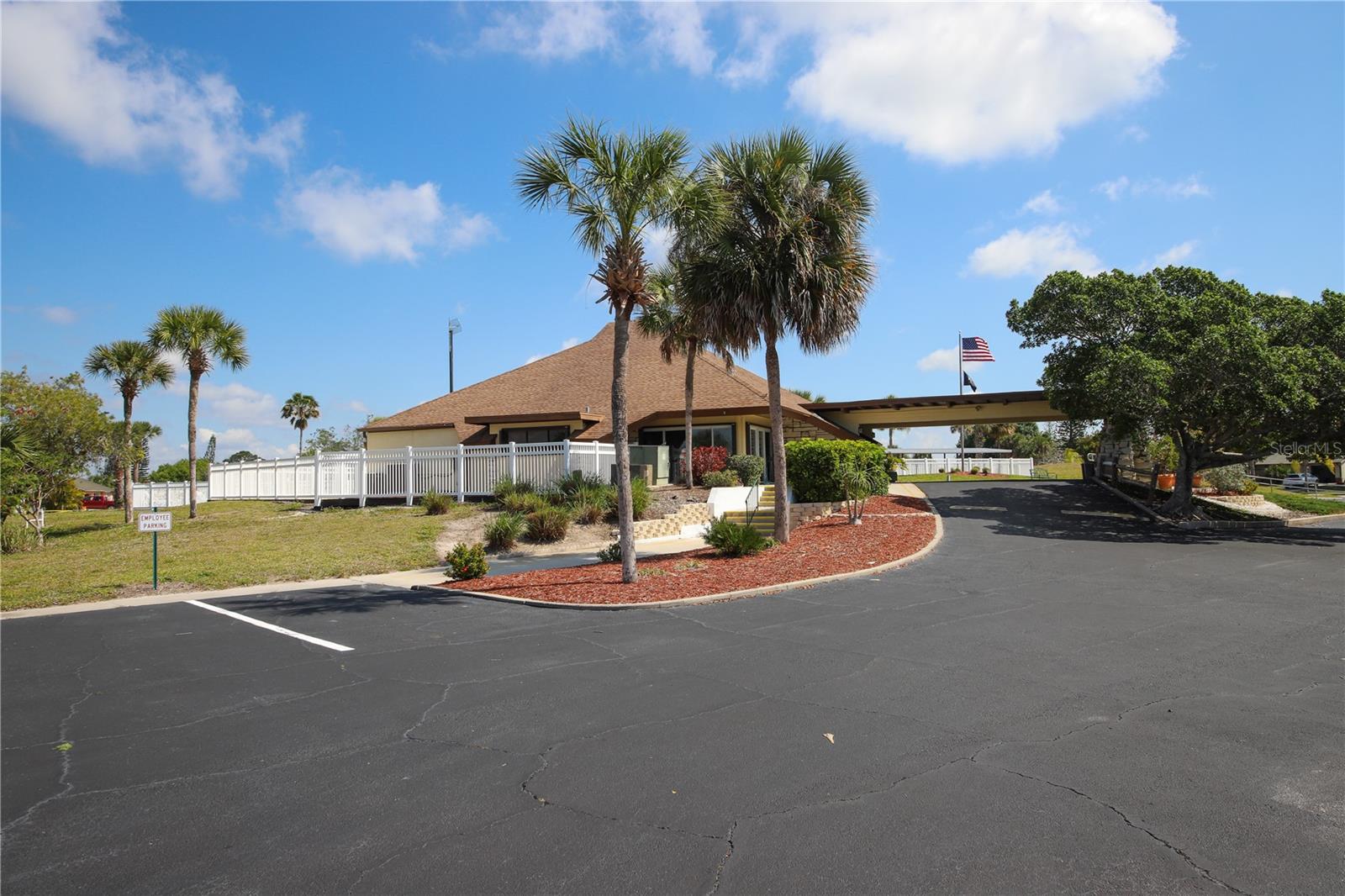 Image 21 of 34 For 6392 Coliseum Boulevard