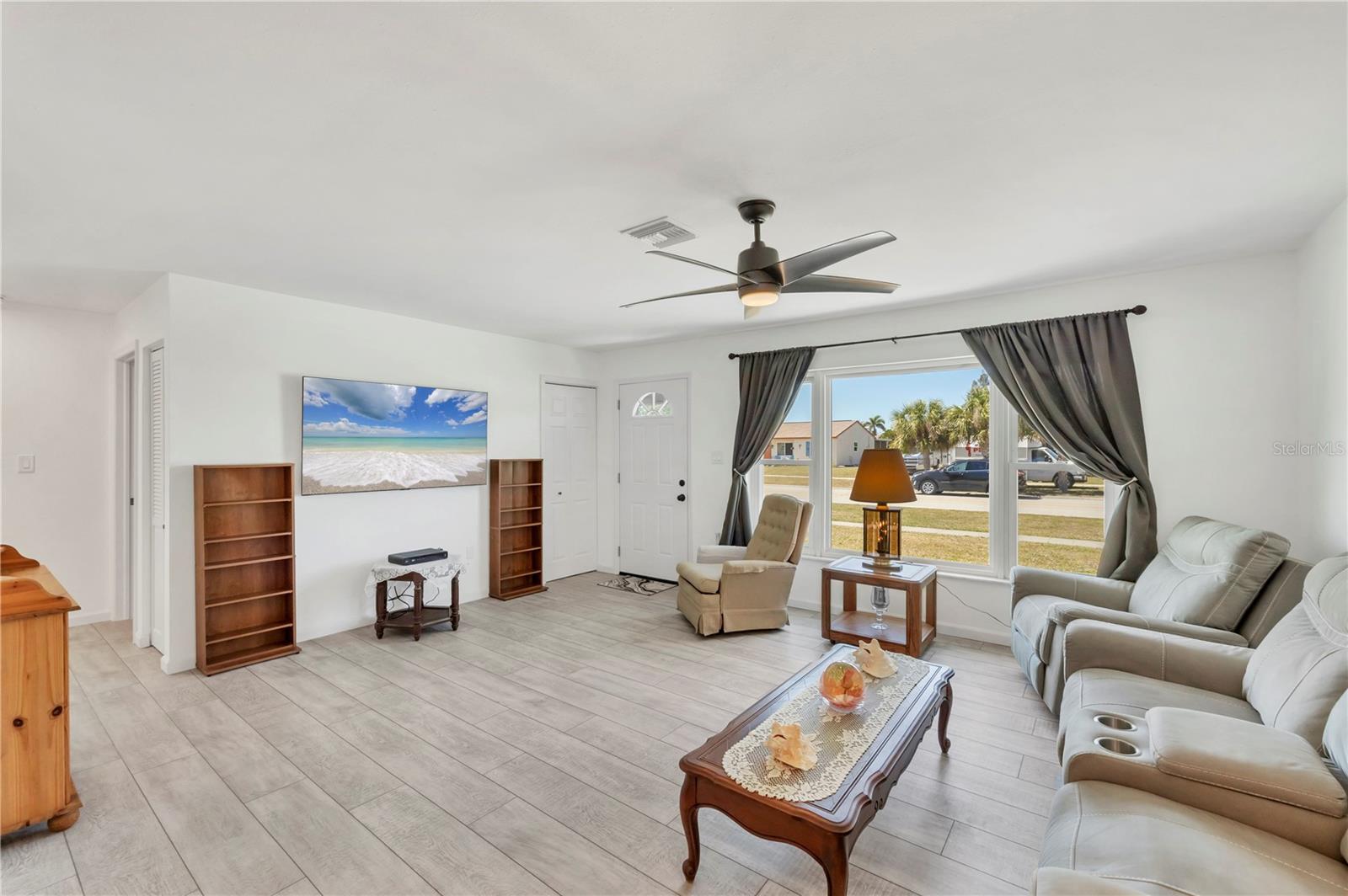 Image 31 of 34 For 6392 Coliseum Boulevard