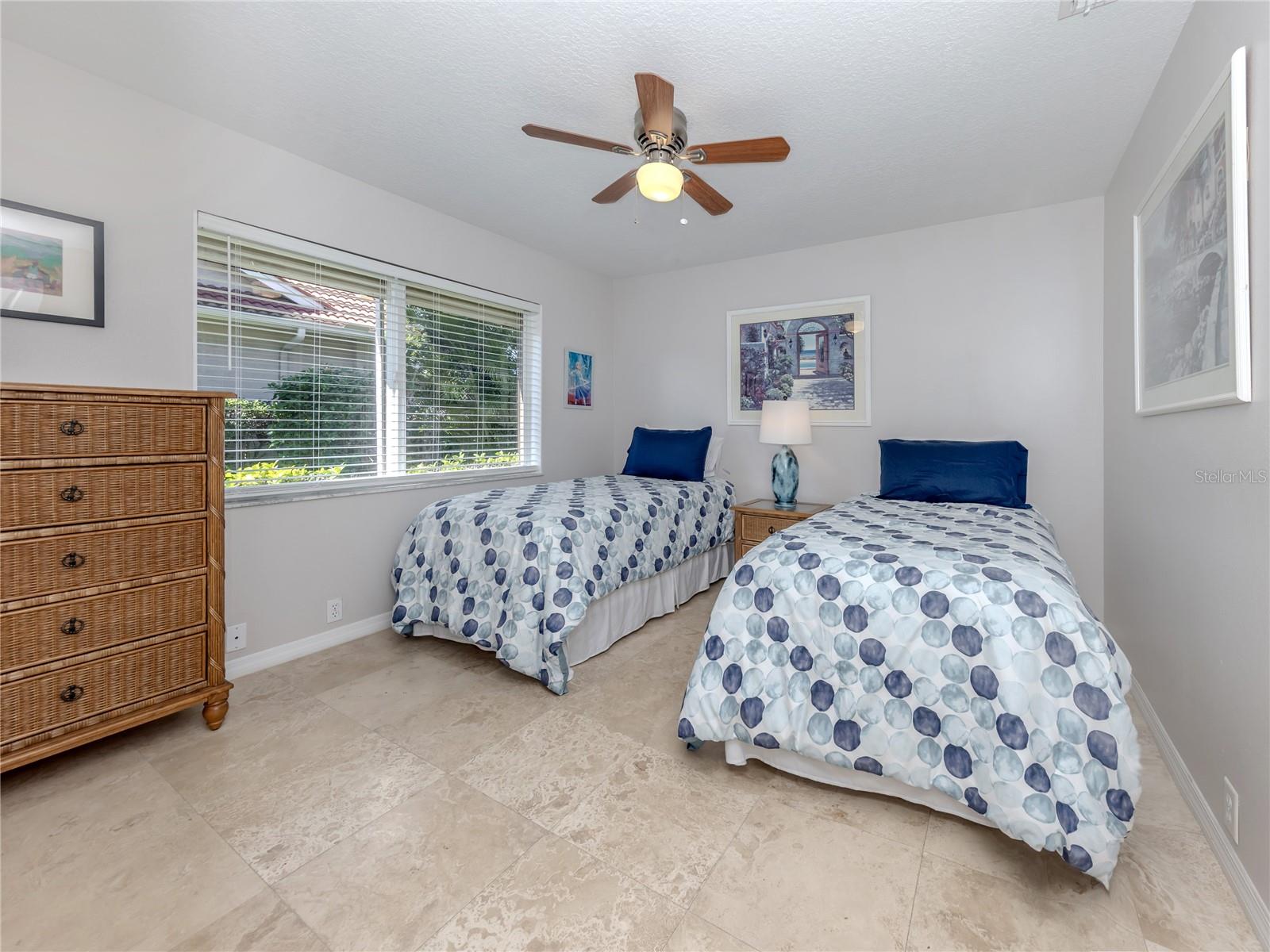 Image 18 of 60 For 489 Summerfield Way