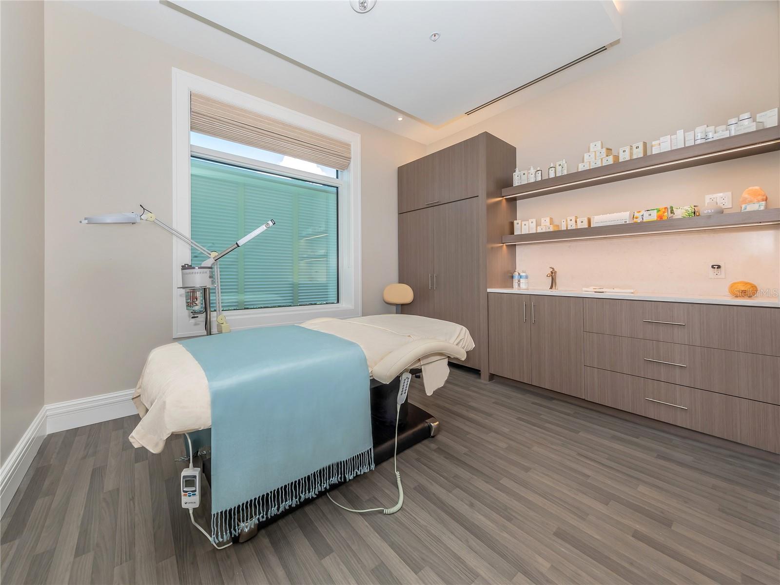 Image 38 of 60 For 489 Summerfield Way