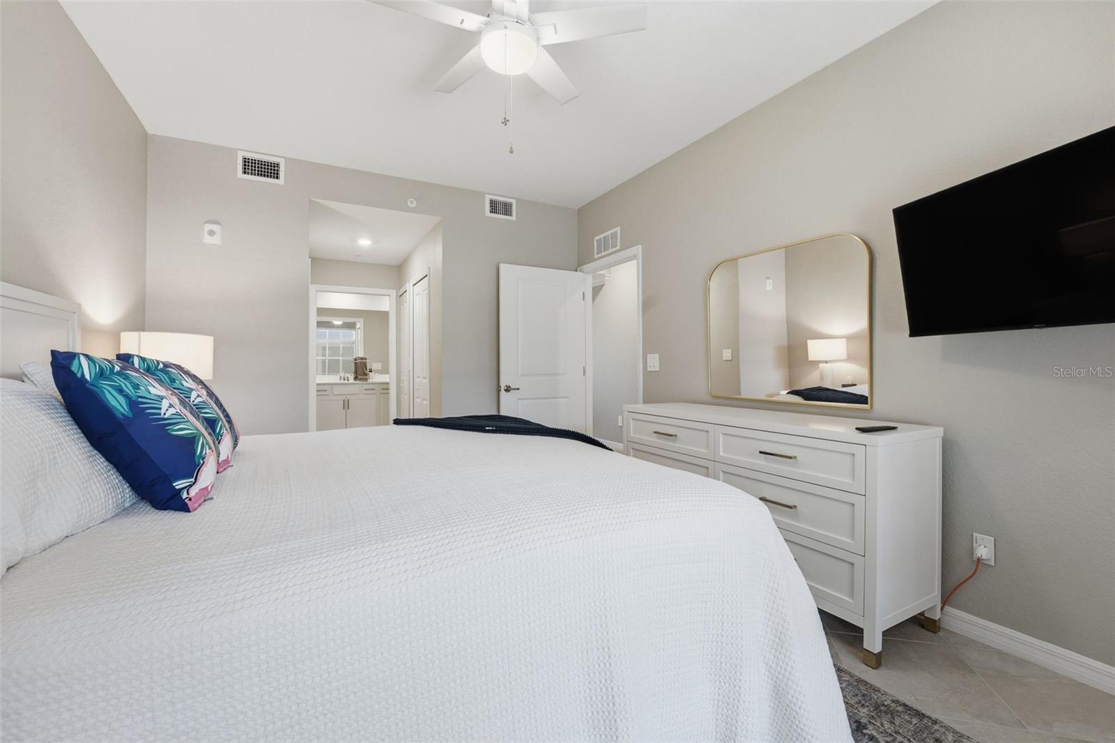 Image 16 of 62 For 17475 Opal Sand Drive 103