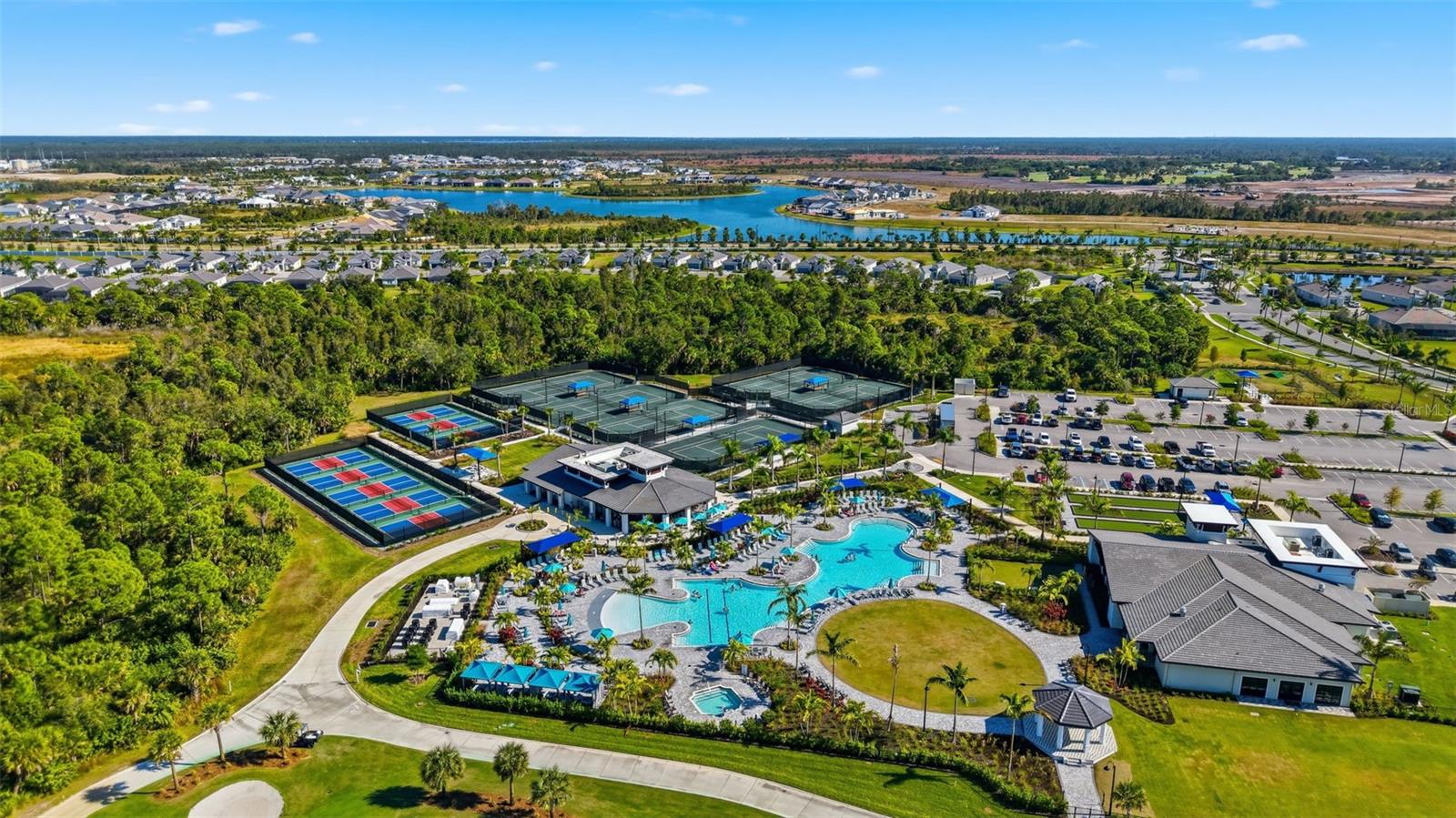 Image 32 of 62 For 17475 Opal Sand Drive 103