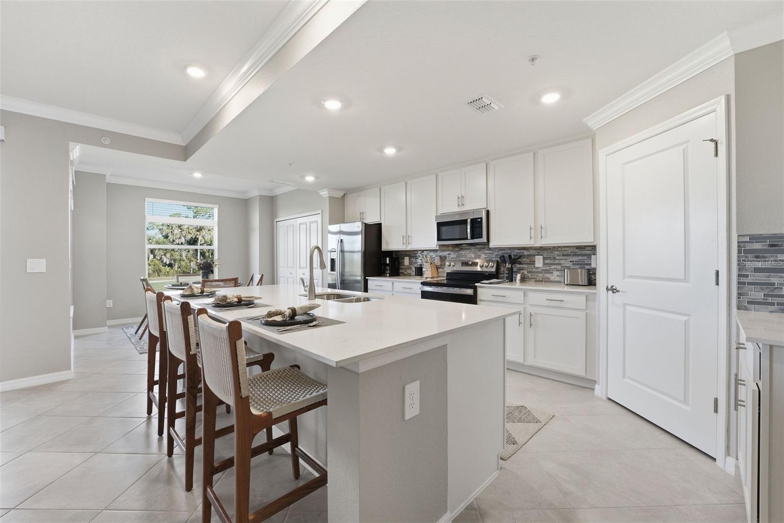 Image 9 of 62 For 17475 Opal Sand Drive 103