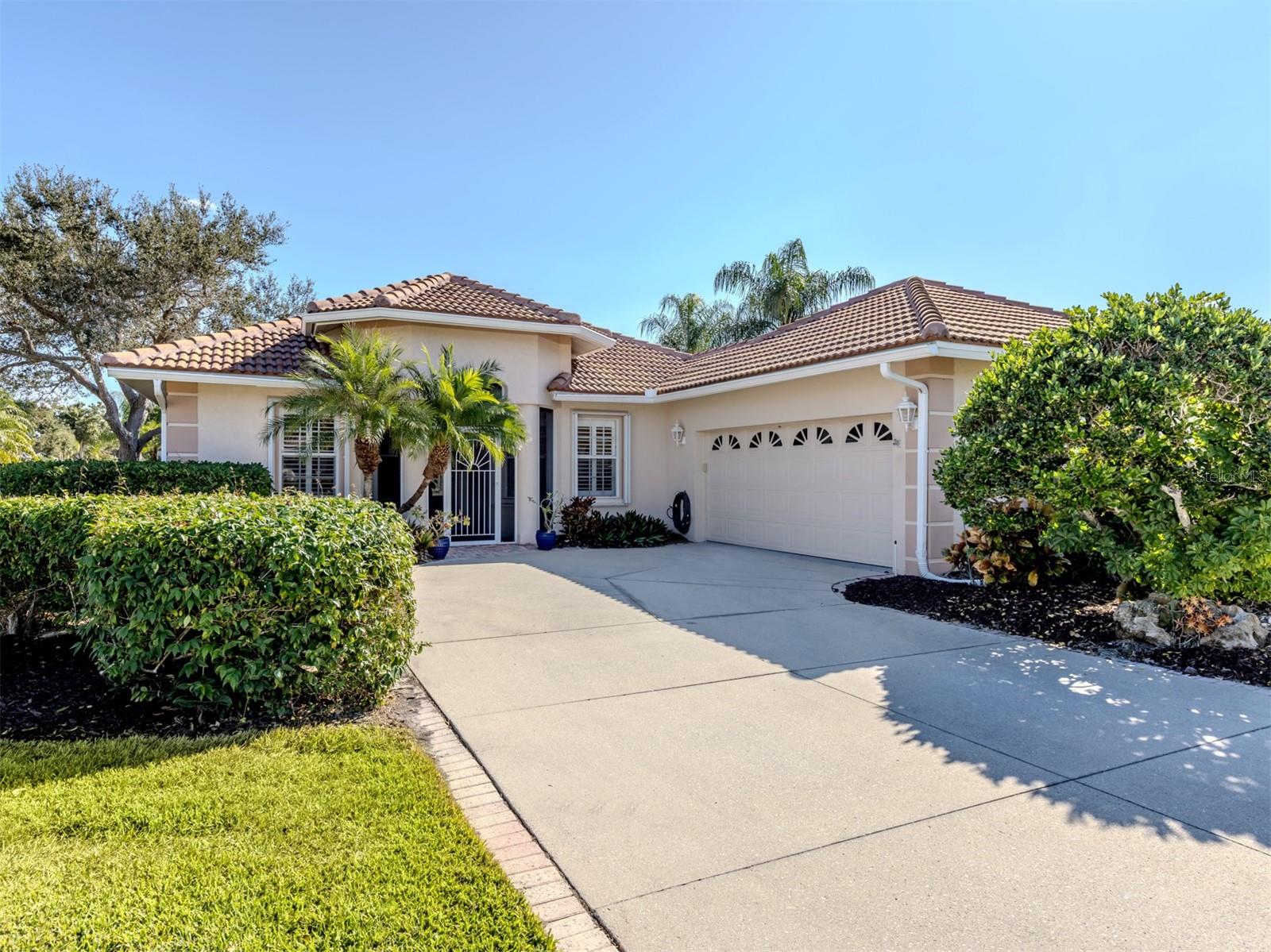 Details for 155 Grand Oak Circle, VENICE, FL 34292