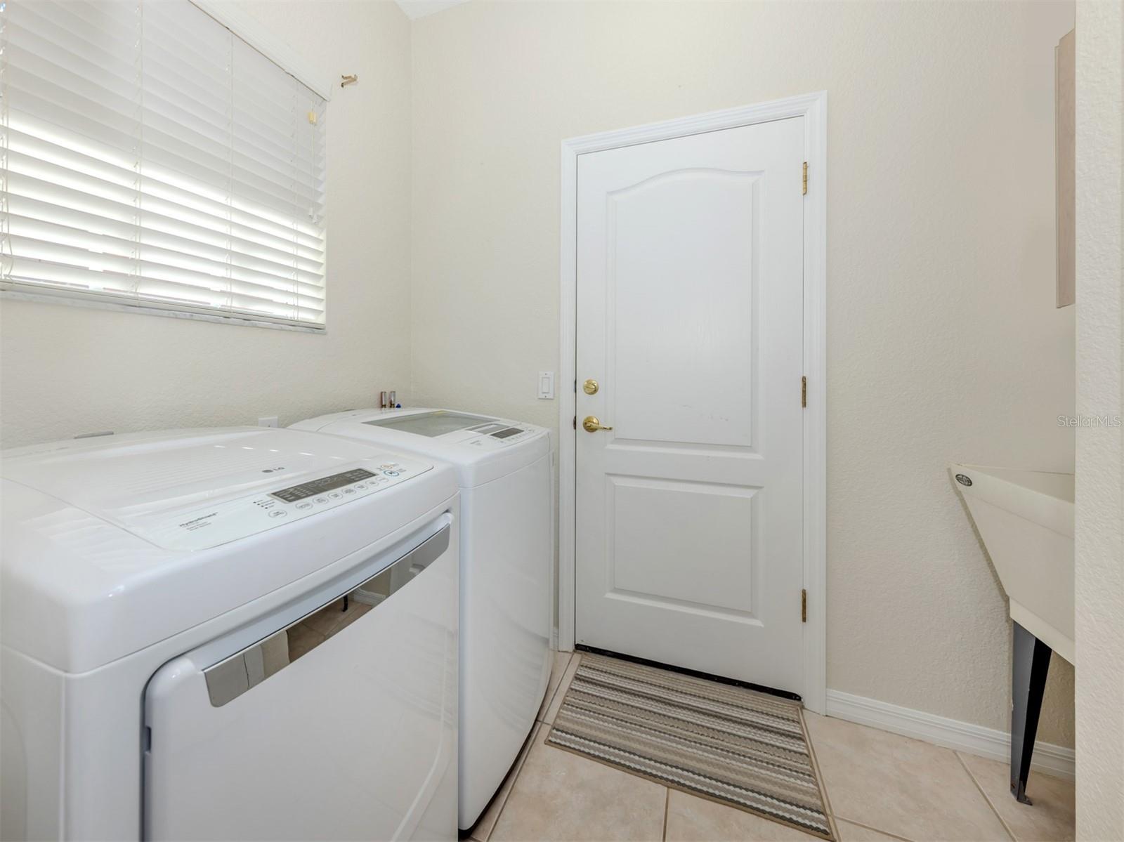 Image 23 of 54 For 155 Grand Oak Circle