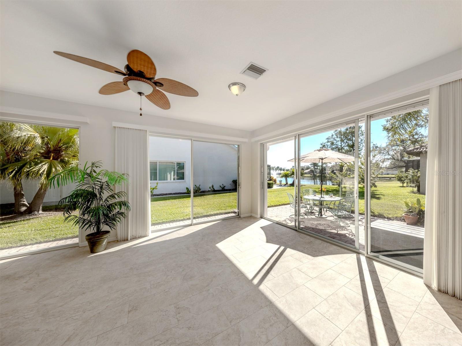 Image 9 of 54 For 155 Grand Oak Circle