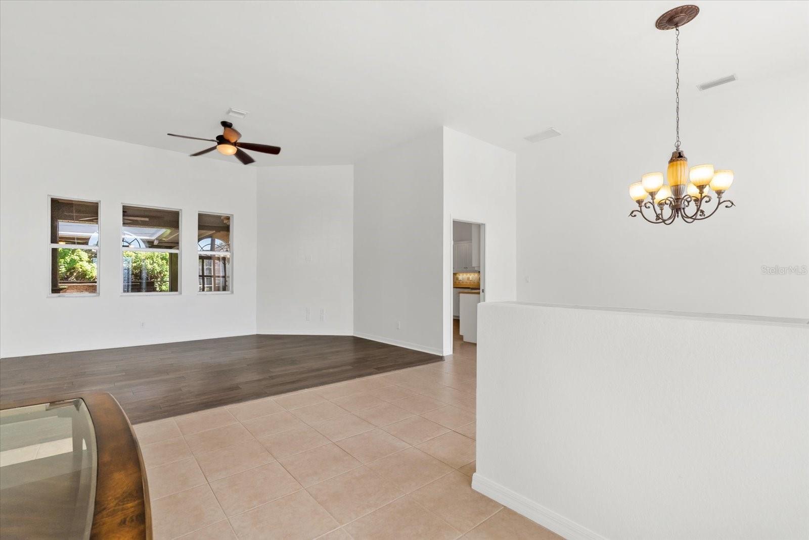 Image 14 of 58 For 4239 Corso Venetia Boulevard