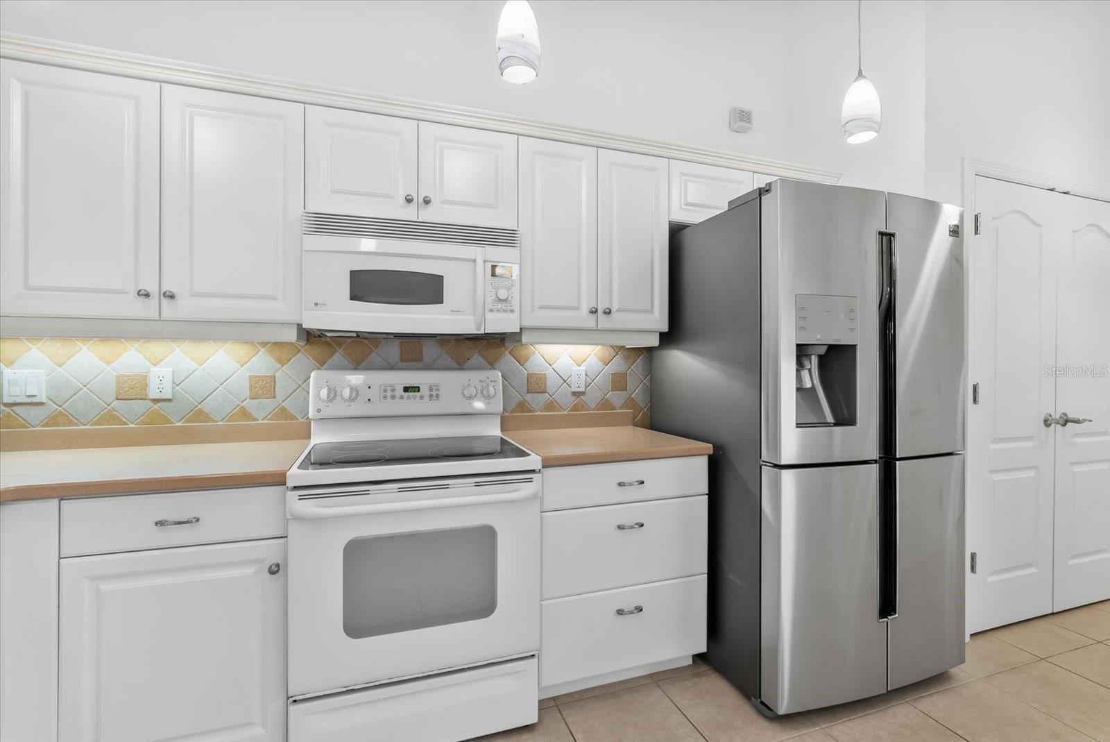 Image 19 of 58 For 4239 Corso Venetia Boulevard