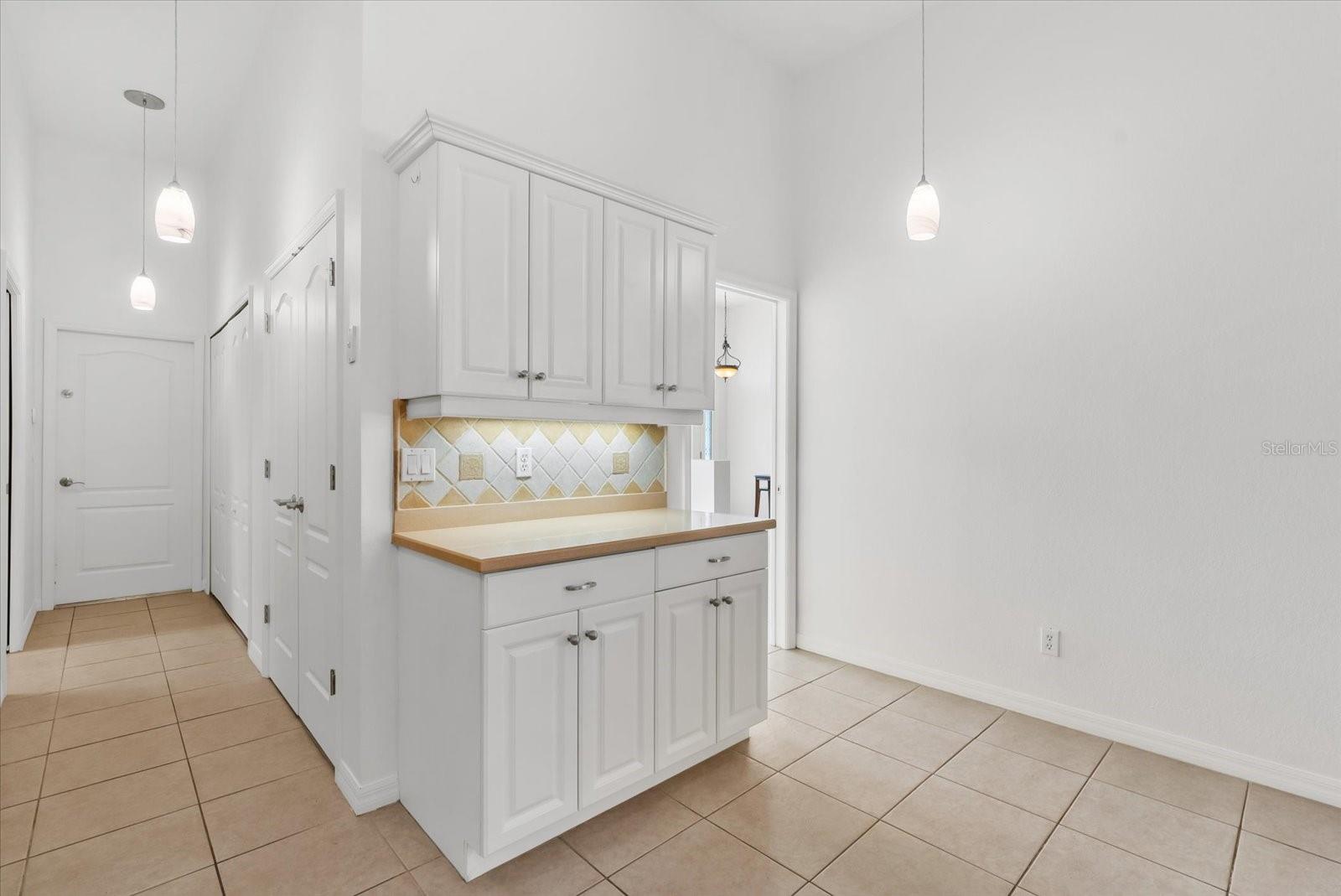 Image 23 of 58 For 4239 Corso Venetia Boulevard