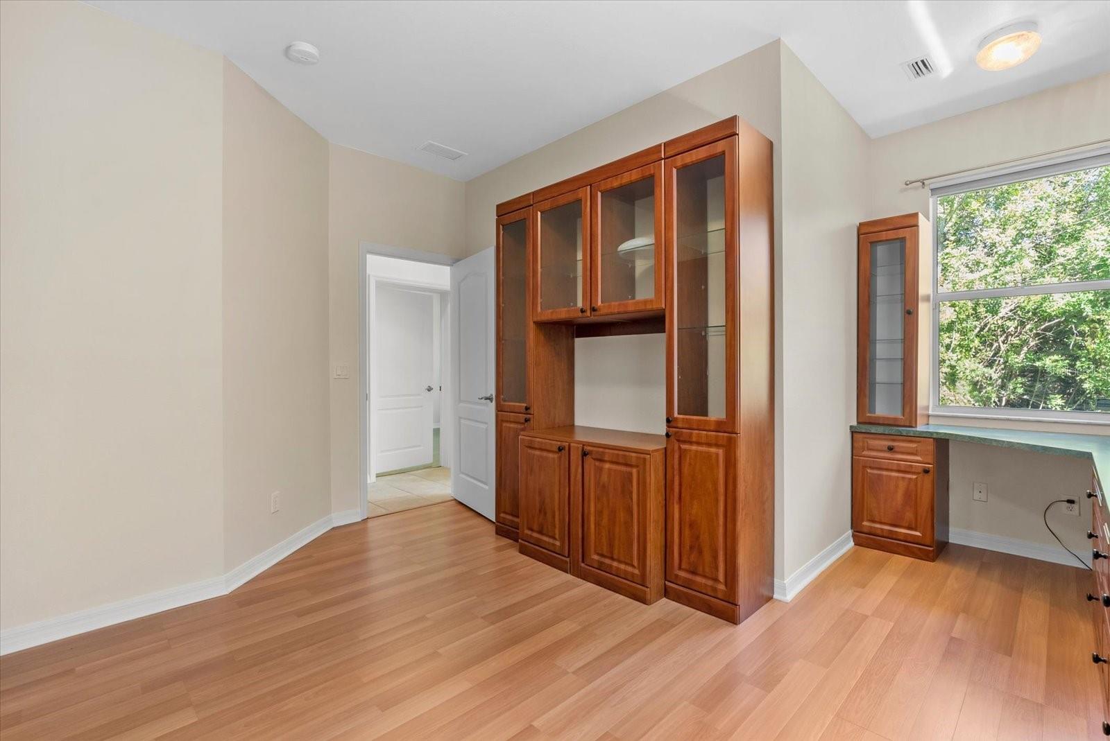 Image 35 of 58 For 4239 Corso Venetia Boulevard