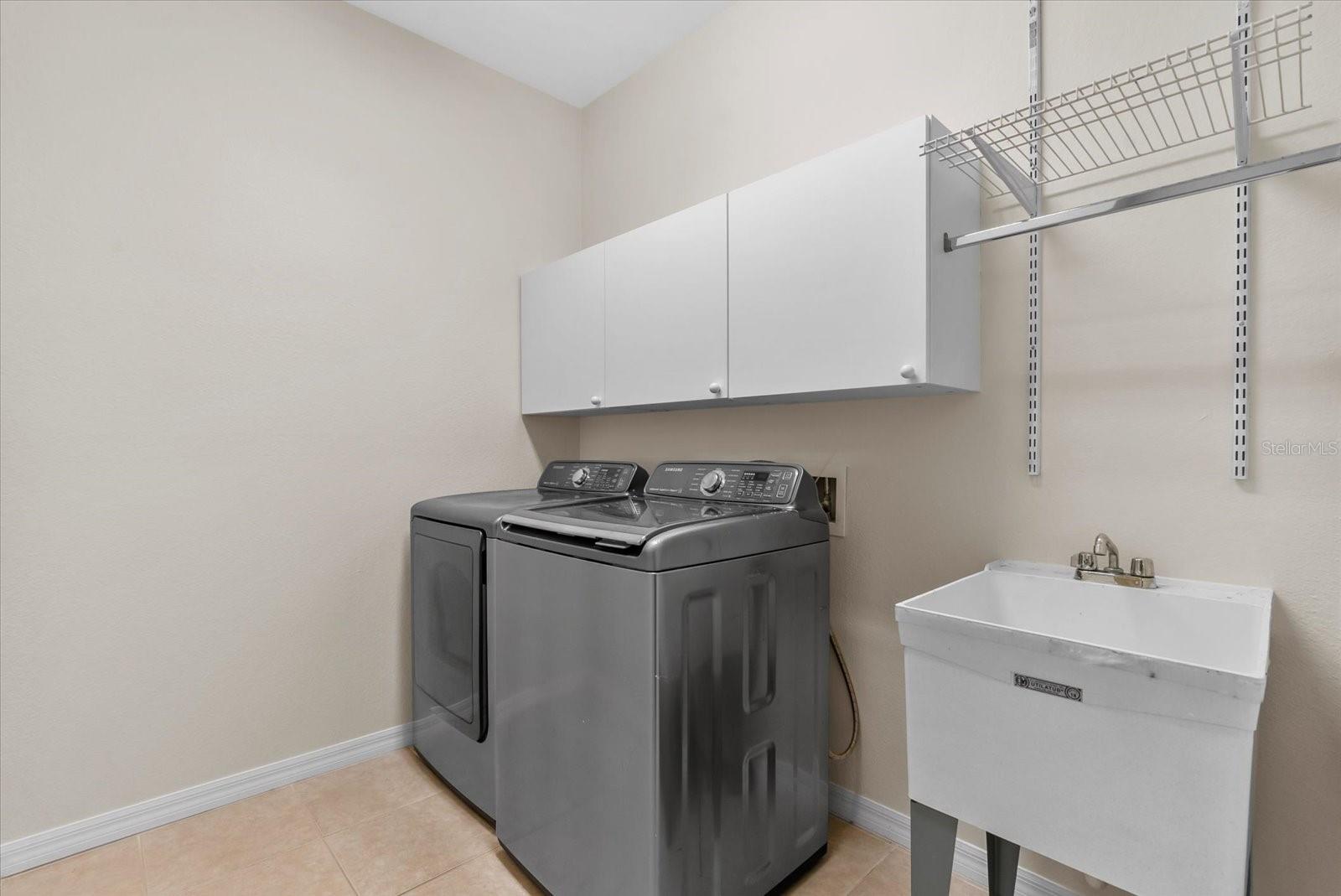 Image 38 of 58 For 4239 Corso Venetia Boulevard